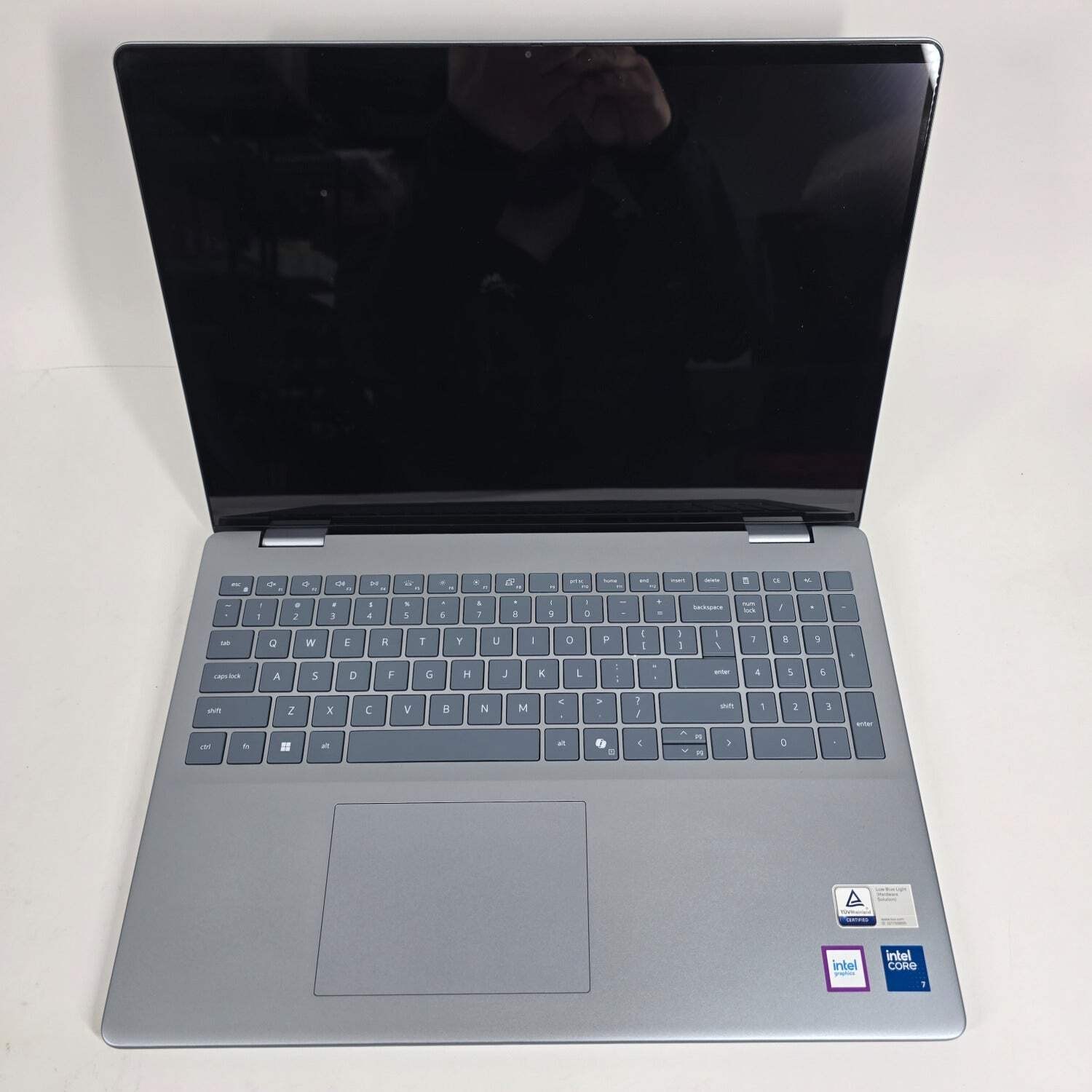 Dell Inspiron P131F 16″ Core Ultra 7 150U 1.8GHz 32GB RAM 1TB SSD