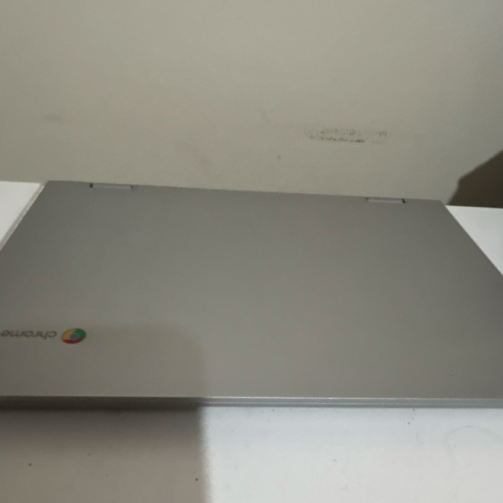 Lenovo 300e Chromebook 2nd Gen – 11.6″ Touchscreen 2-in-1 Flip Laptop