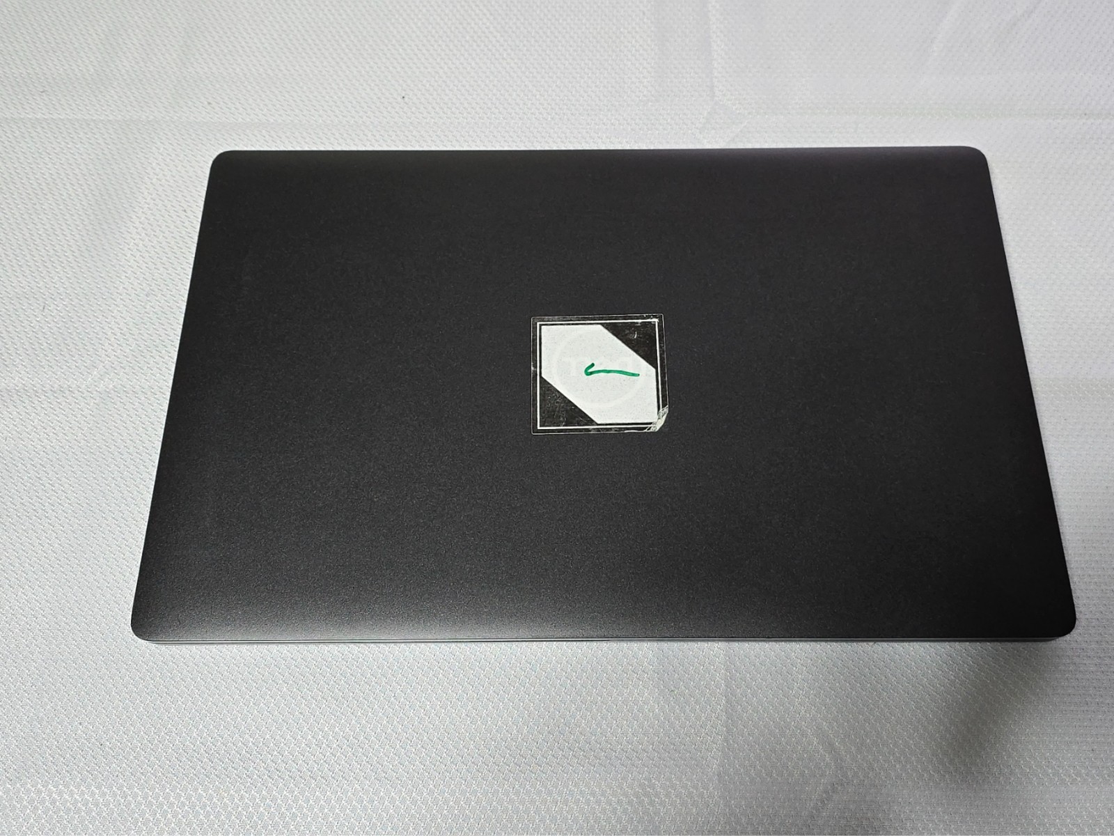DELL LATITUDE 5501 Palm rest and display