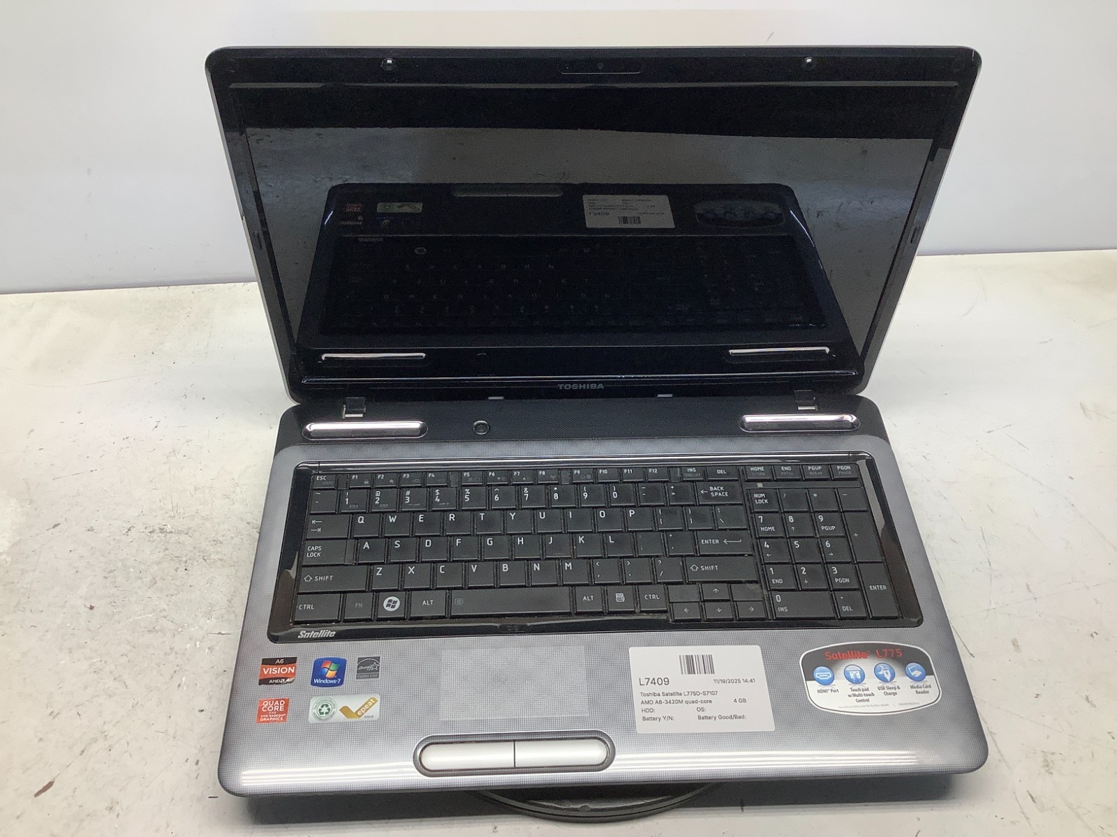 Toshiba Satellite L775D-S7107 AMD A6-3420M Quad-Core 1.5GHz 4 GB NO HDD