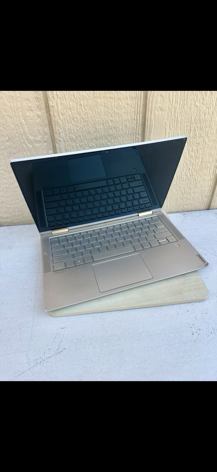 Lenovo Yoga C740-14IML 14″ Intel Laptop Corner Cracked Screen As Is Untested