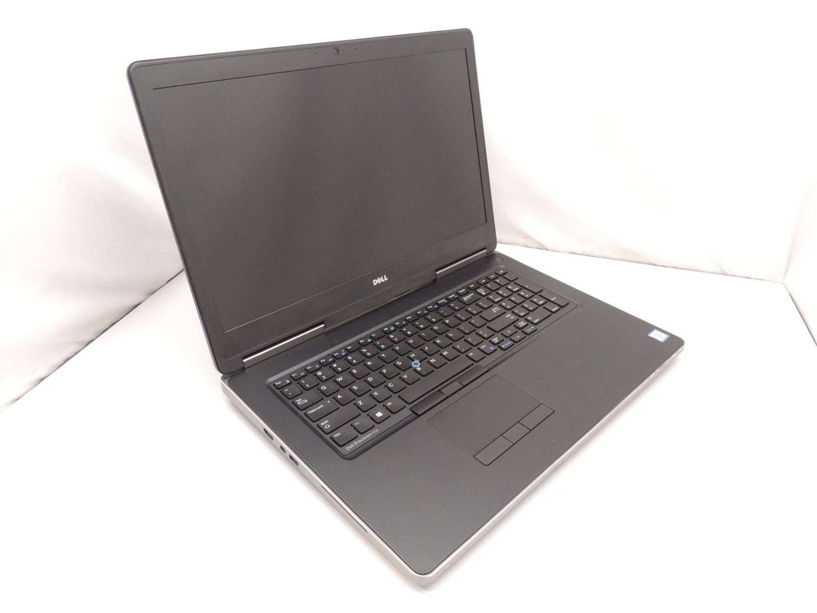 Dell Precision 7510 Core i7 6820HQ 16GB 256GB Nvidia M4000M Laptop -Dent on Lid