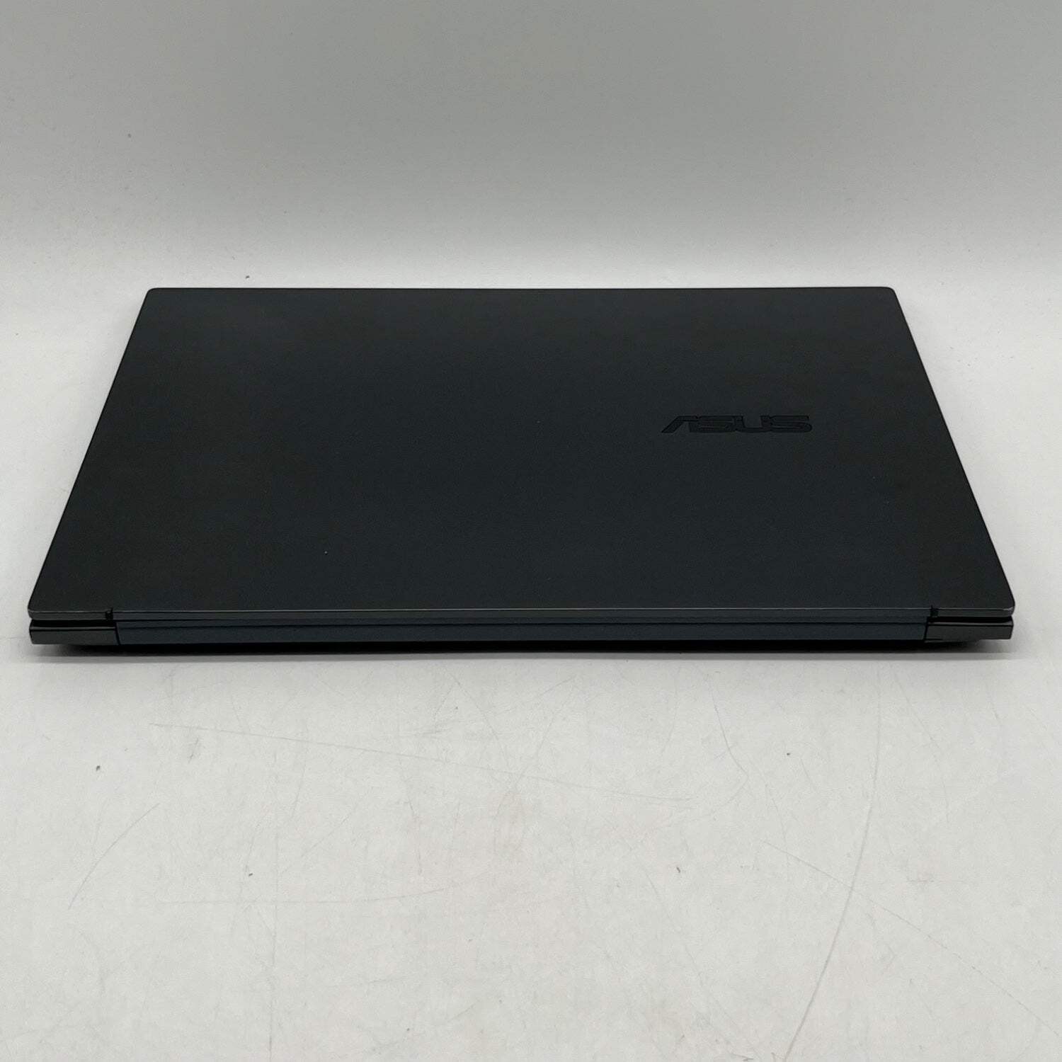 Broken Asus Zenbook 14 Q415M 14″ Core Ultra 5 125H 3.6GHz 8GB RAM 512GB SSD READ
