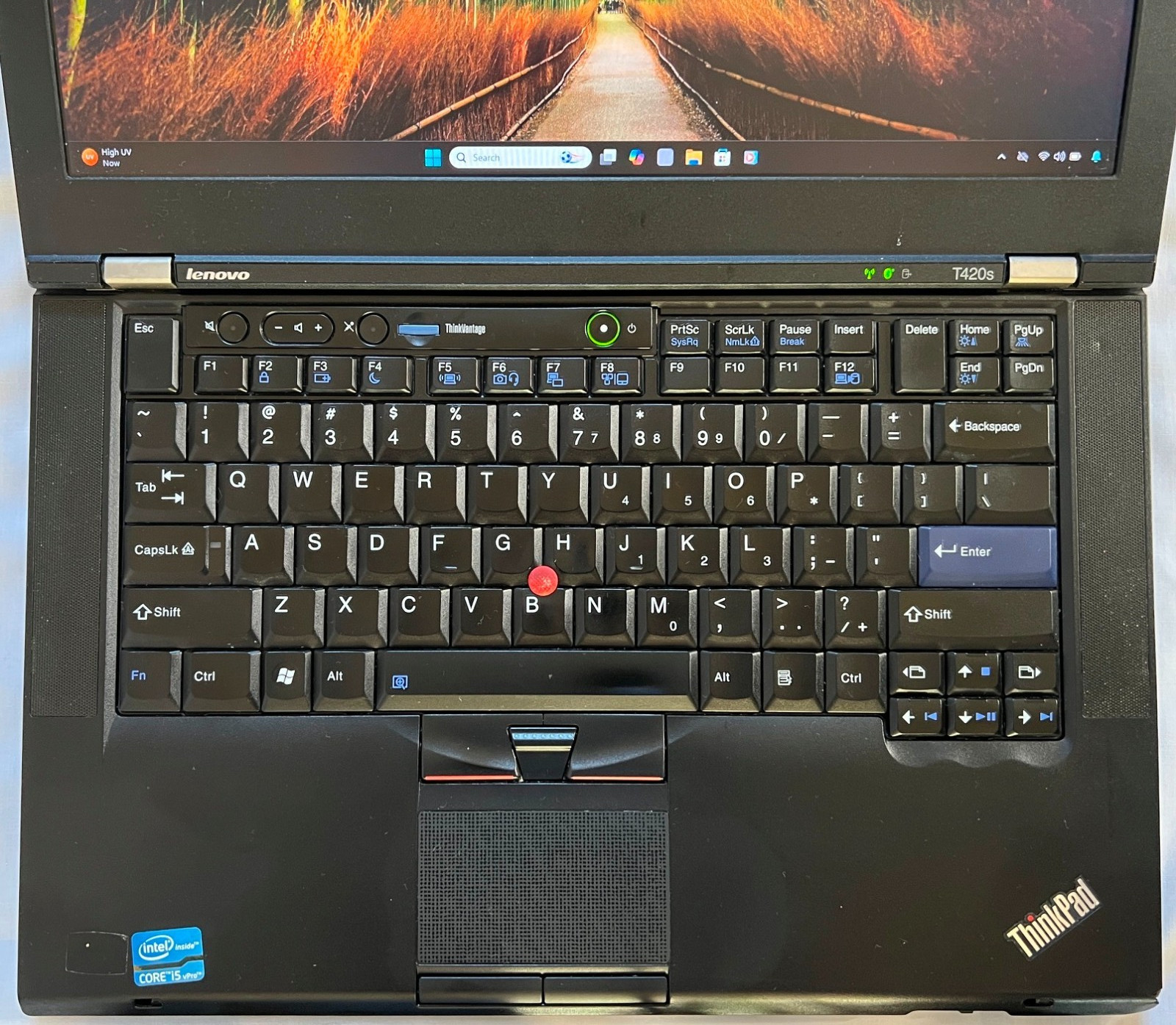 Lenovo Thinkpad T420S I5 8GB Ram 500GB drive webcam win11 PRO charger read