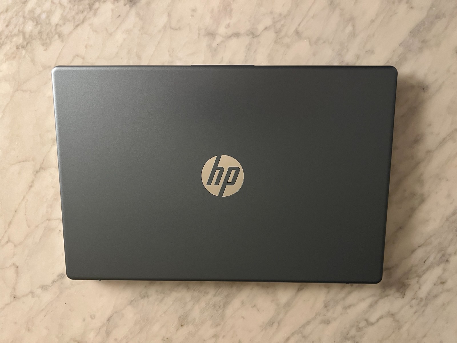 Silver/Blue HP 14-Inch Laptop | AMD Athlon Silver 7120U | 256GB SSD | 4GB RAM