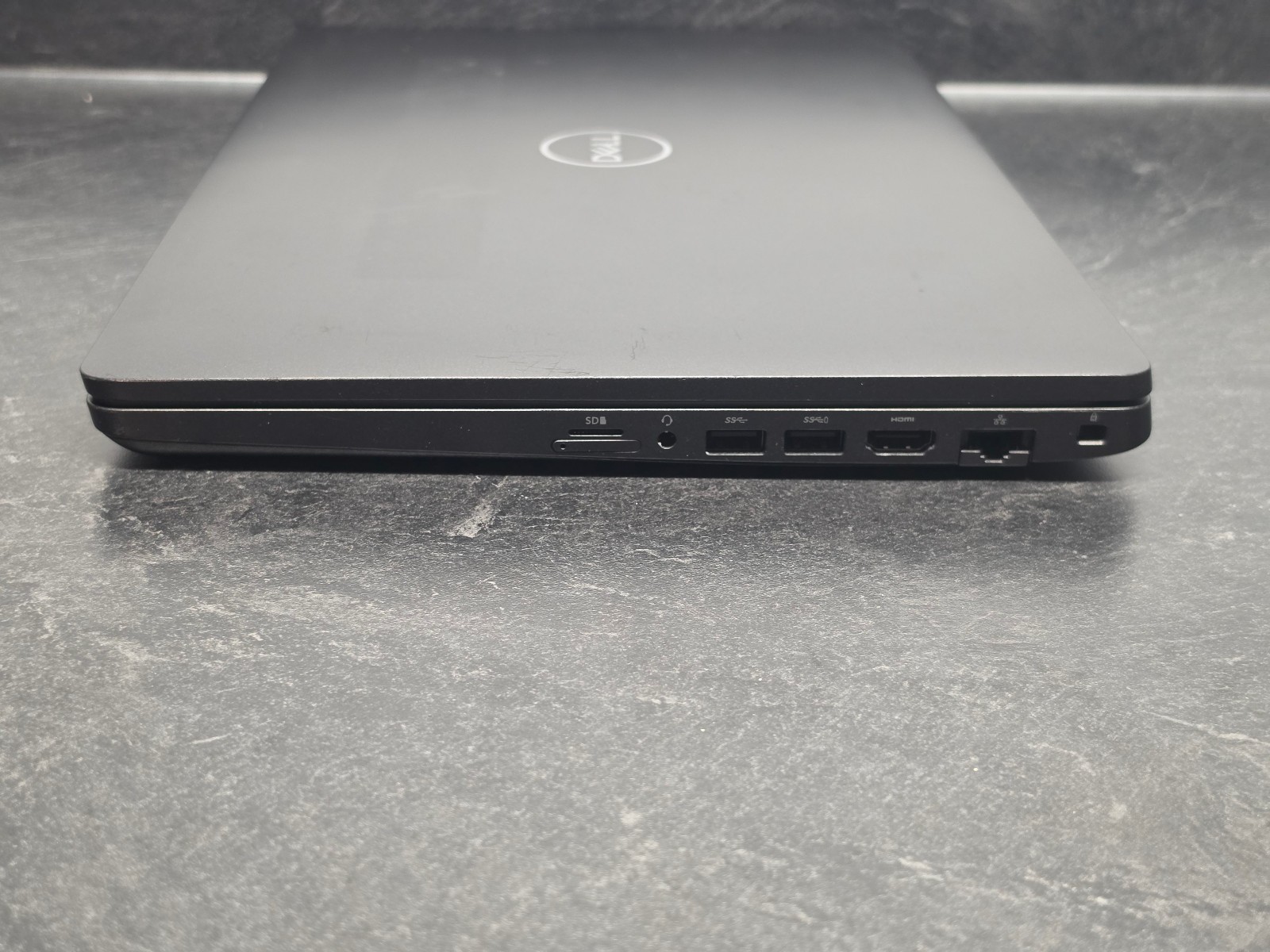 Dell Latitude 5500 15″ Windows 11 Pro Laptop – i7-8665U, 16GB RAM, 256GB SSD, HD