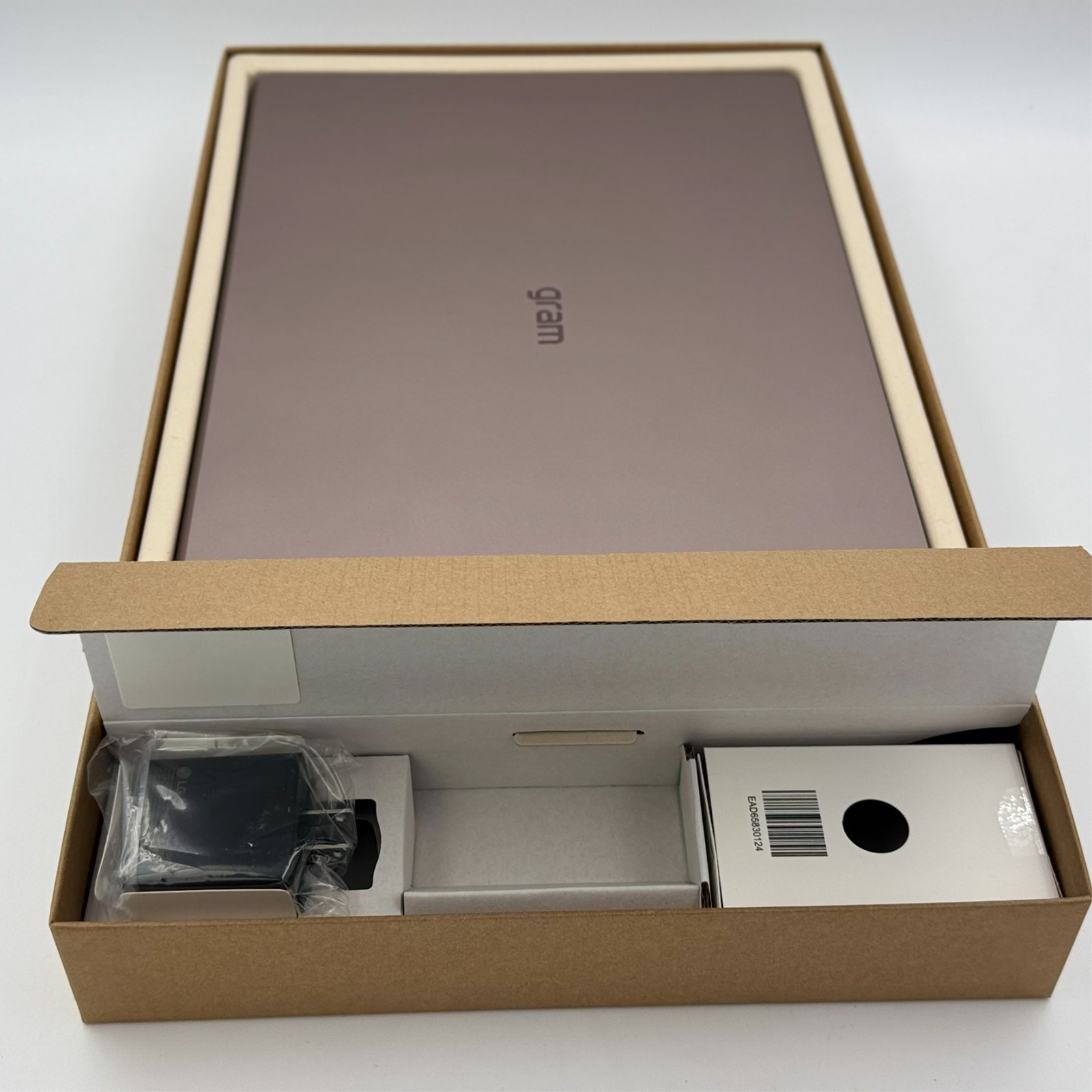 LG gram Max 17″ Touch Laptop Intel Core Ultra 7 32GB RAM 1TB SSD Matte Bronze
