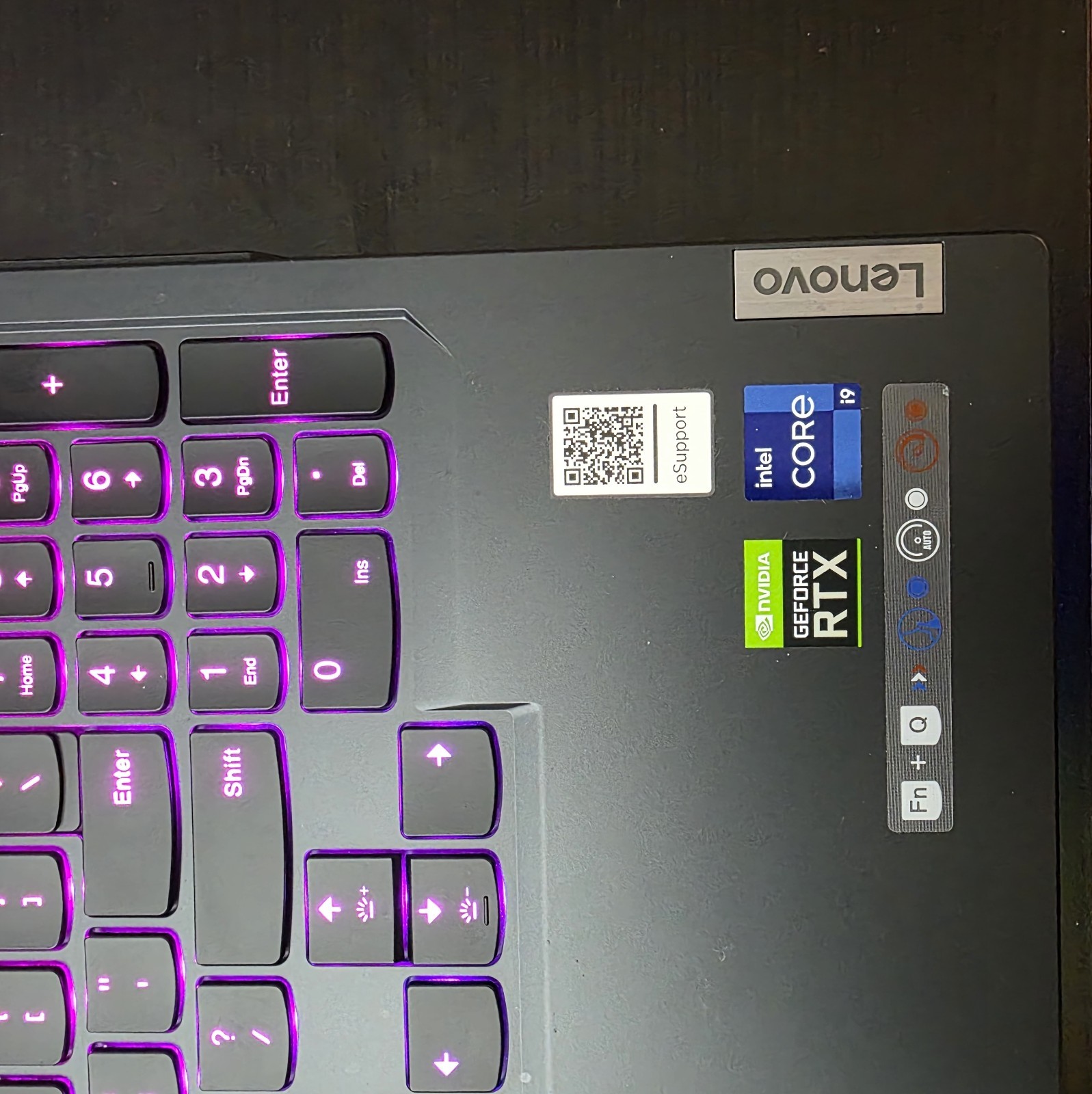 Lenovo 16 legion pro 7i 16IRX8H Gaming Laptop (Onyx Gray) 4090 GPU