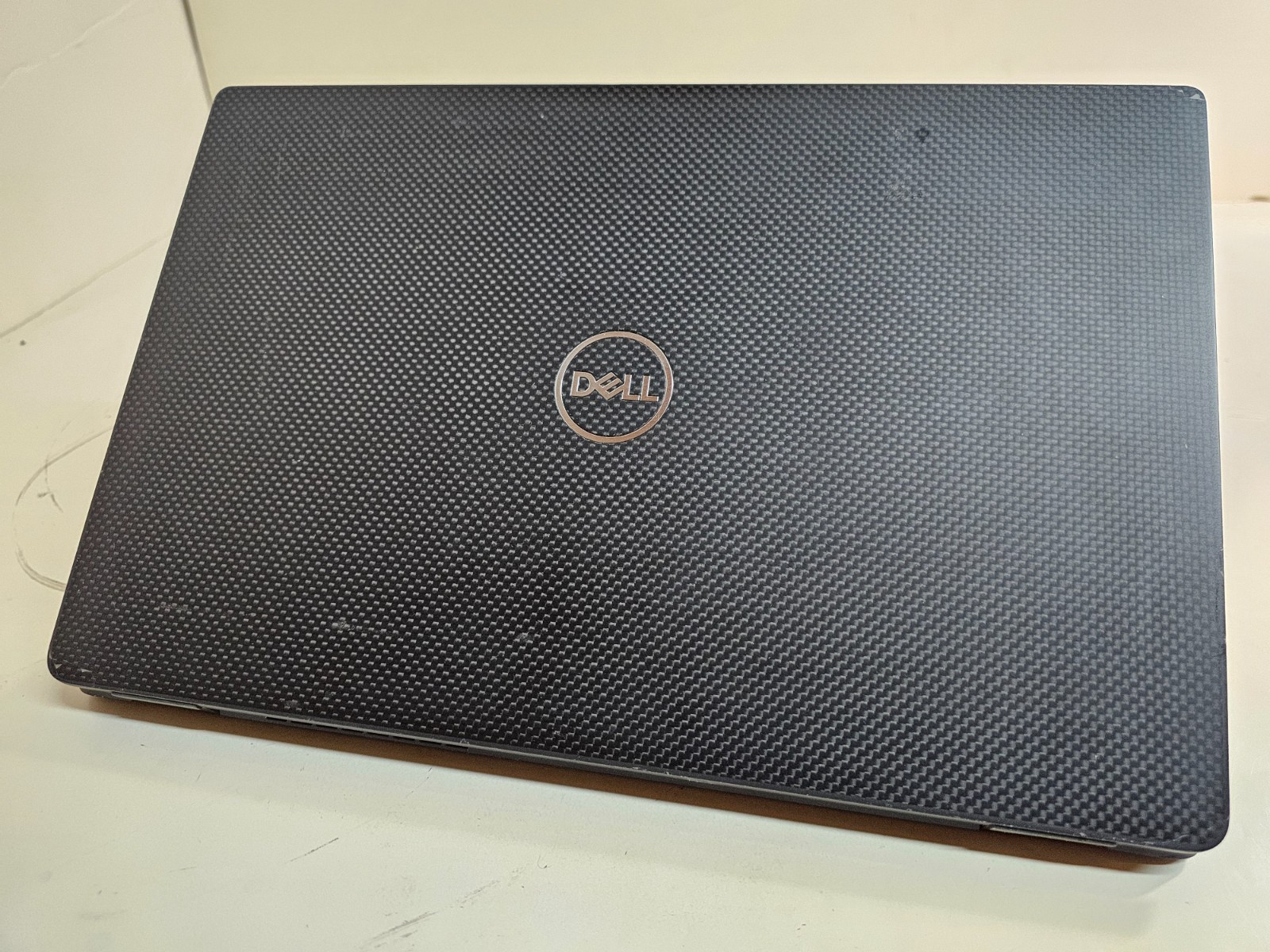 Dell Latitude 7410 Laptop – 1.8 GHz i7-10610U 16GB 512GB SSD Wi-Fi Webcam 14″