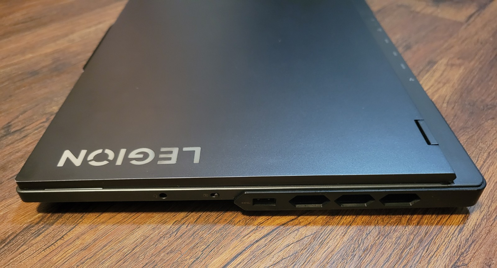 Lenovo Legion Pro 7 16” CORE i9-13900hx RTX 4080 Laptop GPU
