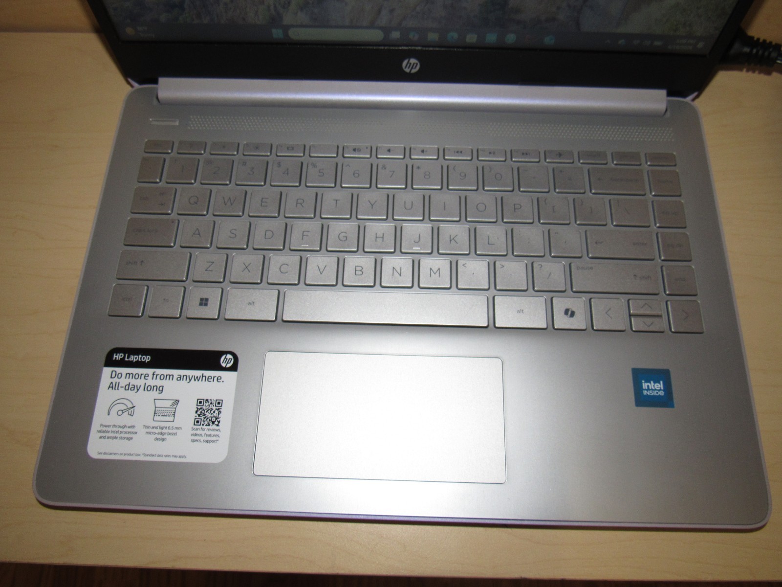 HP Laptop 14-DQ3240NR 14″