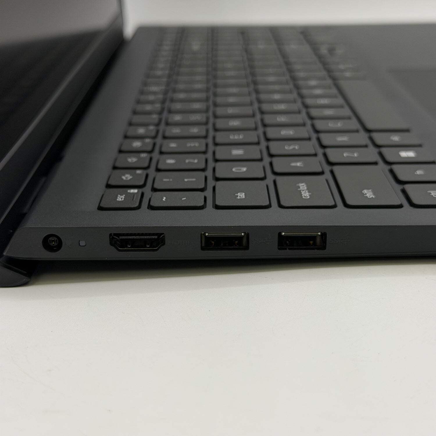 Dell Inspiron 3511 15.6″ i5-1035G1 1.2GHz 16GB RAM 500GB SSD