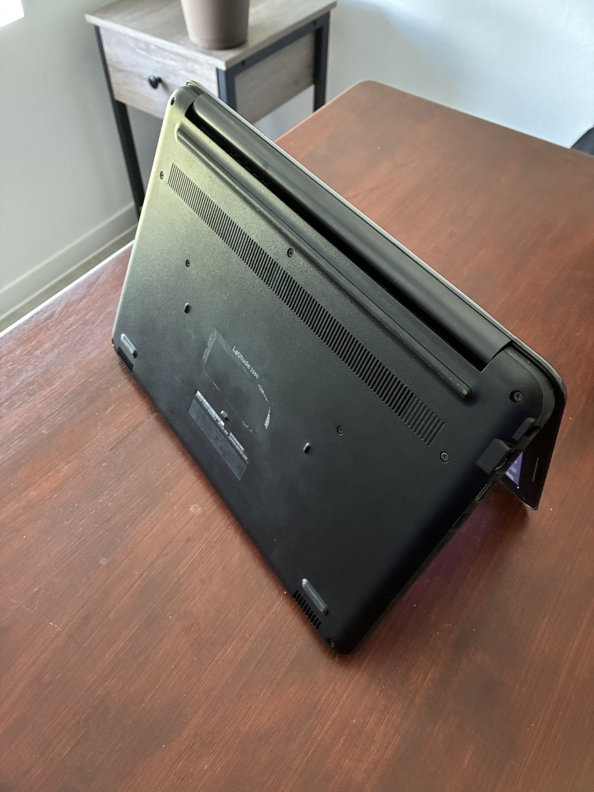 Dell Latitude 3380 Intel Core i5, 7200U @2.5 GHz 8GB RAM 128GB SSD WEBCAM