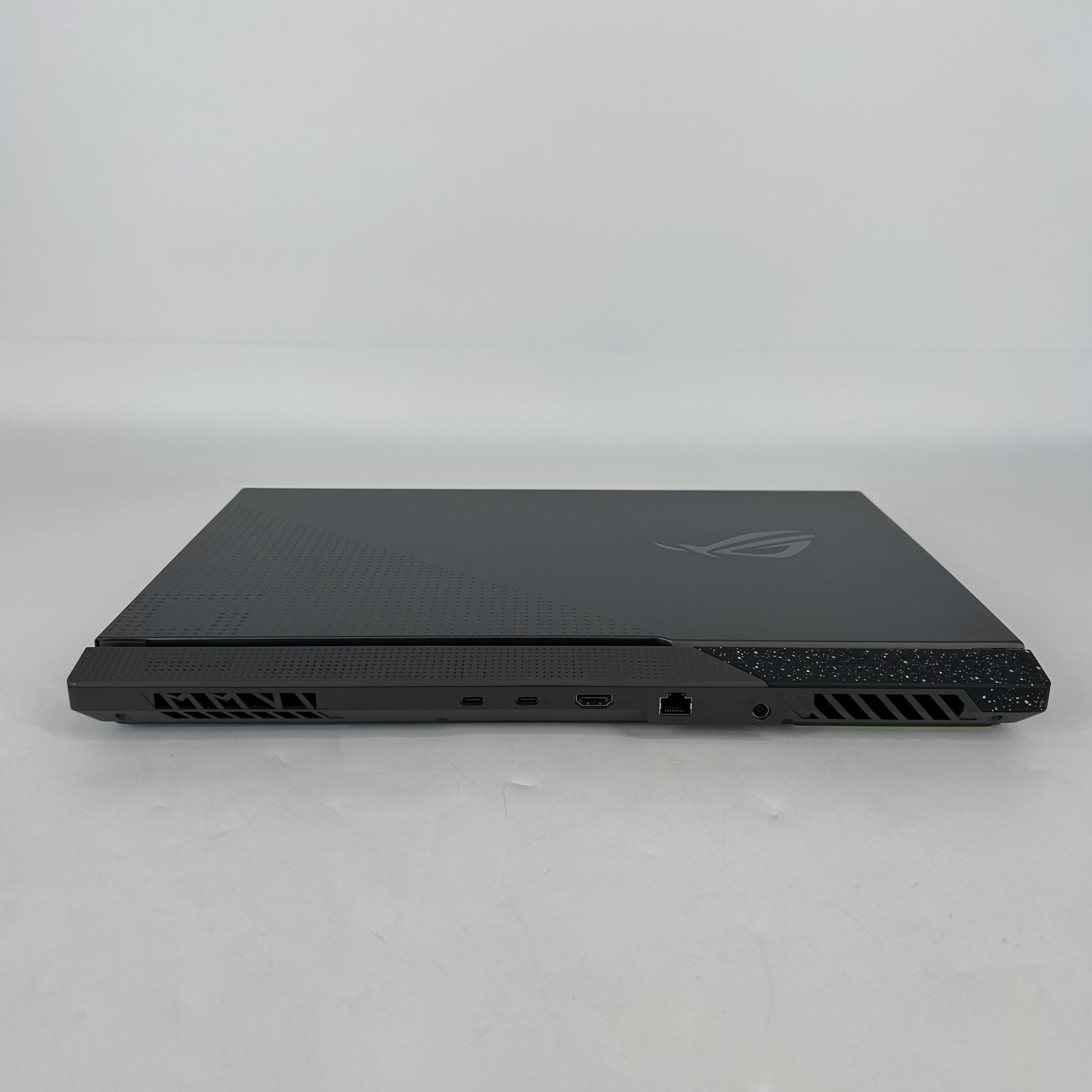 Asus ROG Strix G17 G713 240Hz 2K 3.0 GHz Ryzen 9 7845HX 16GB 1TB SSD RTX 4060