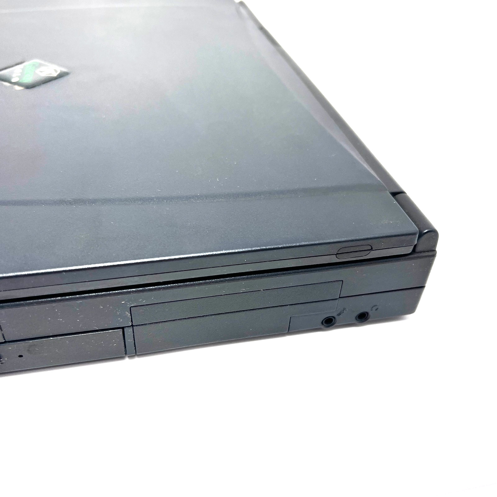 Vintage Gateway Solo 5150 Laptop – PARTS REPAIR – 80GB HDD – RAM