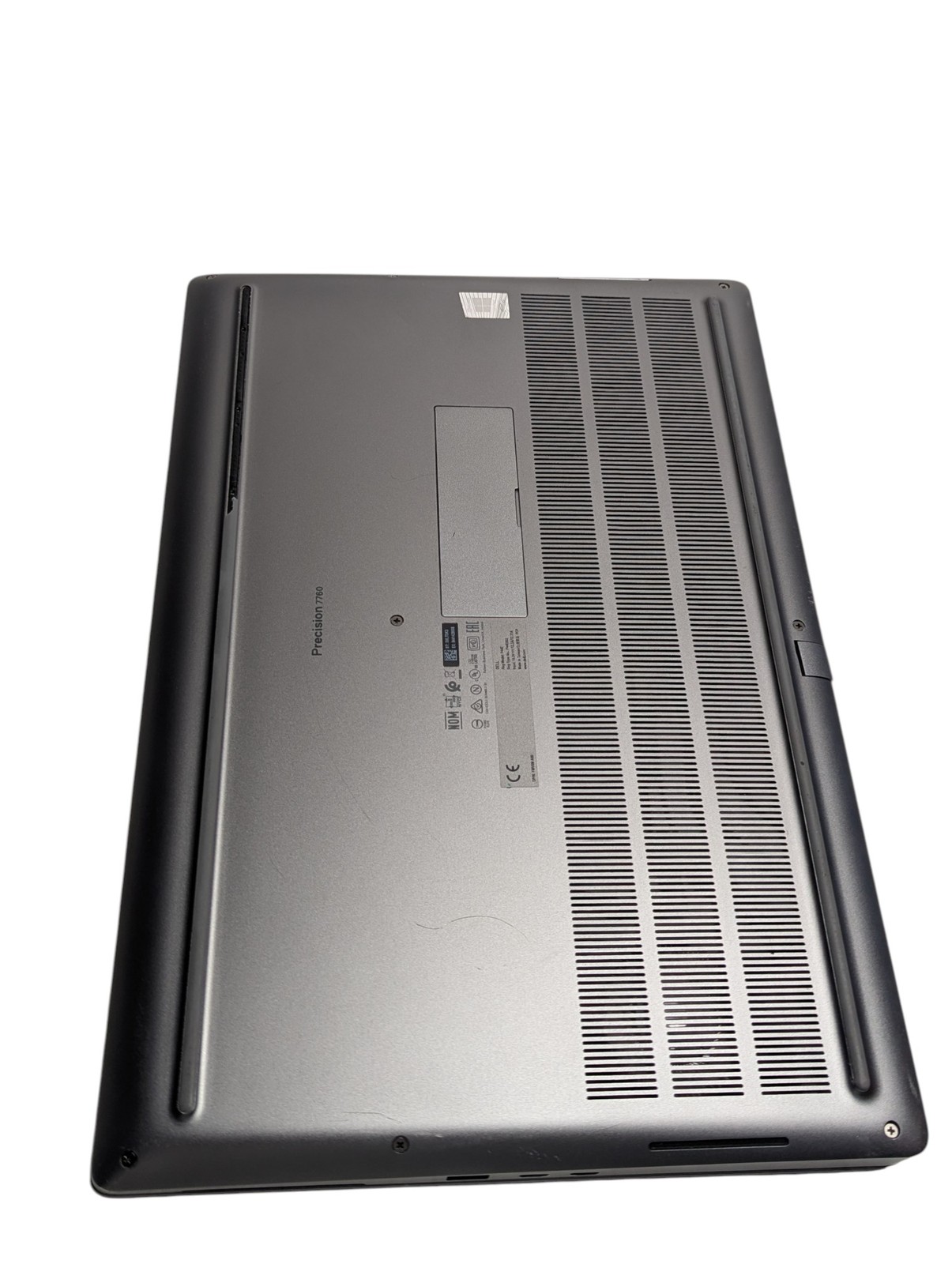 Dell Precision 7760 17″ W-11855M 3.20GHz 32GB RAM 2TB Grade D