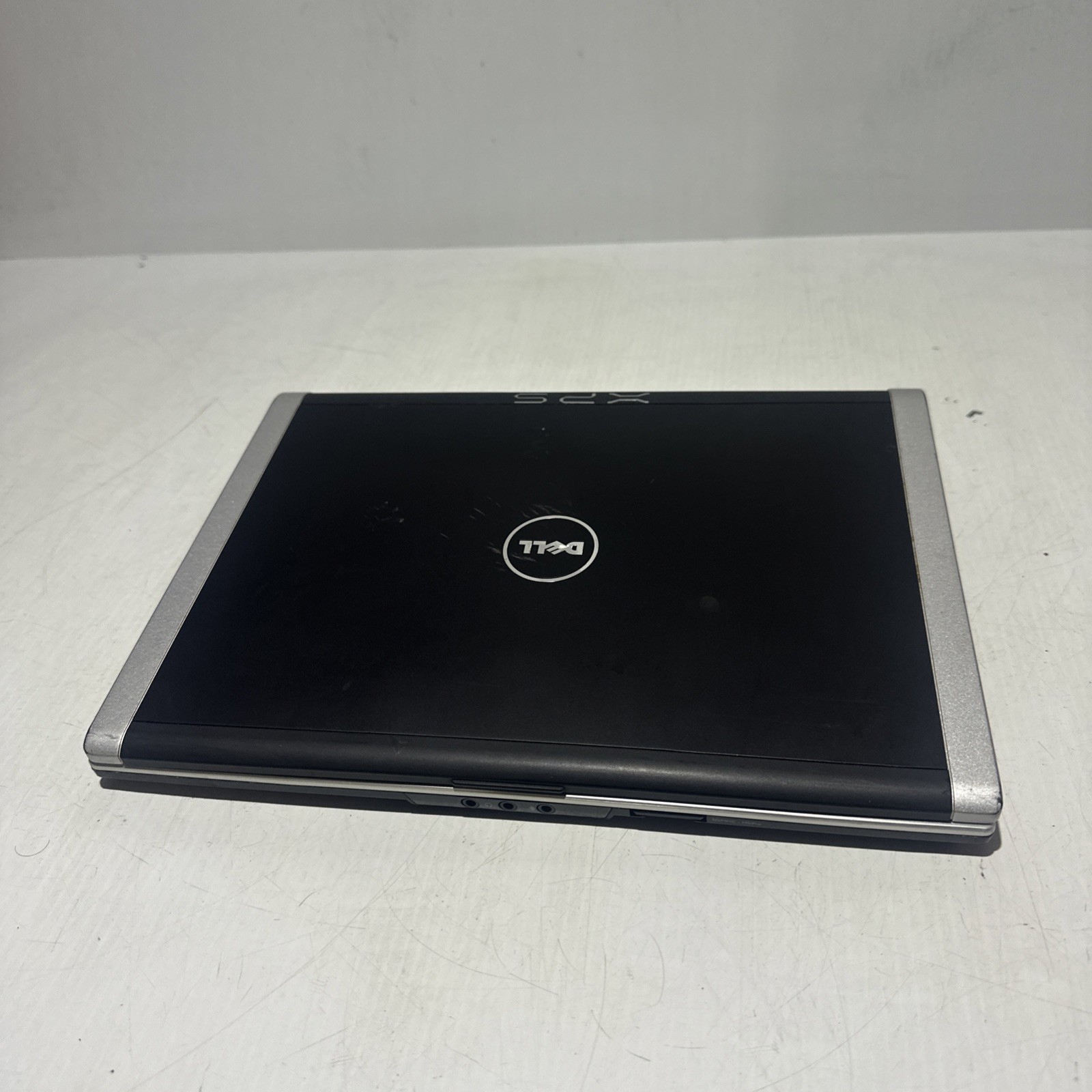 Dell XPS M1330 13″ Laptop Intel Core 2 Duo 3gb Ram No Drives Boots Bios