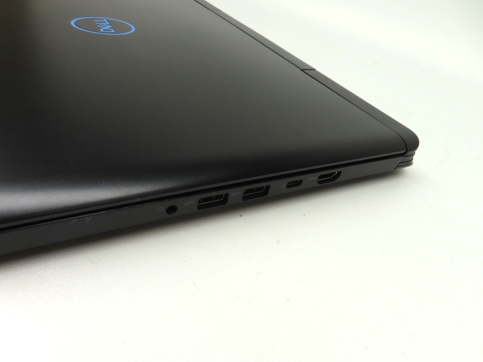 Dell G7 7588 15.6″ Intel i7-8750H 2.20GHz 8GB RAM 256GB SSD GTX 1060