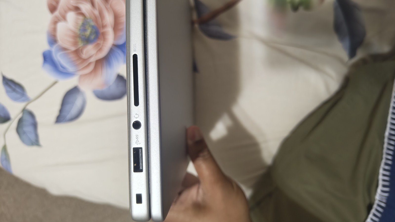 Dell 14″ laptop, AMD Ryzen™ AI 5, AMD Radeon™ Graphics, 16 GB, DDR5, 512GB SSD