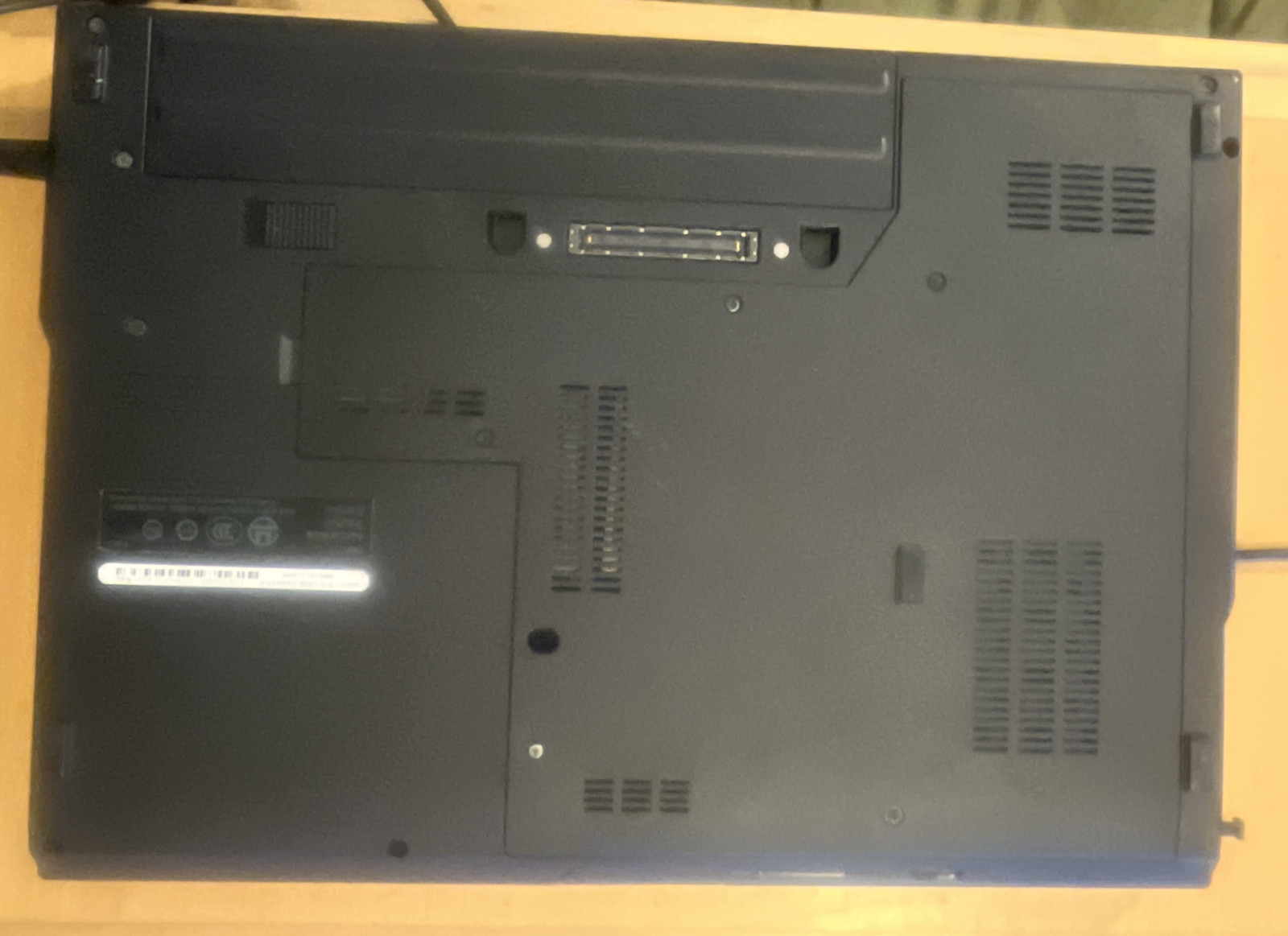 Dell Latitude E5400 Win 7 Prof 2 Duo P8700 2Gig 232 SATA HD TESTED w/case