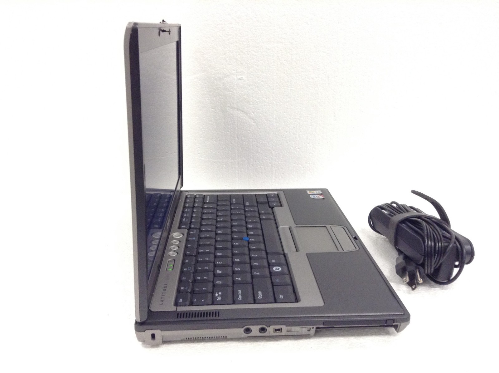 Dell Latitude D630 Laptop 14″ Core 2 Duo 2.2GHz 1GB DVD+RW WiFi FREE SHIPPING