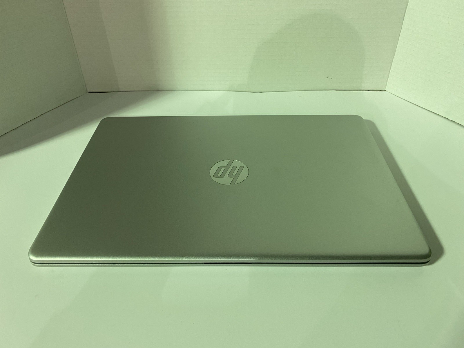 HP Notebook 15-dy1xxx i3-1005G1 1.2GHz 8gb RAM 250GB SSD Win 10