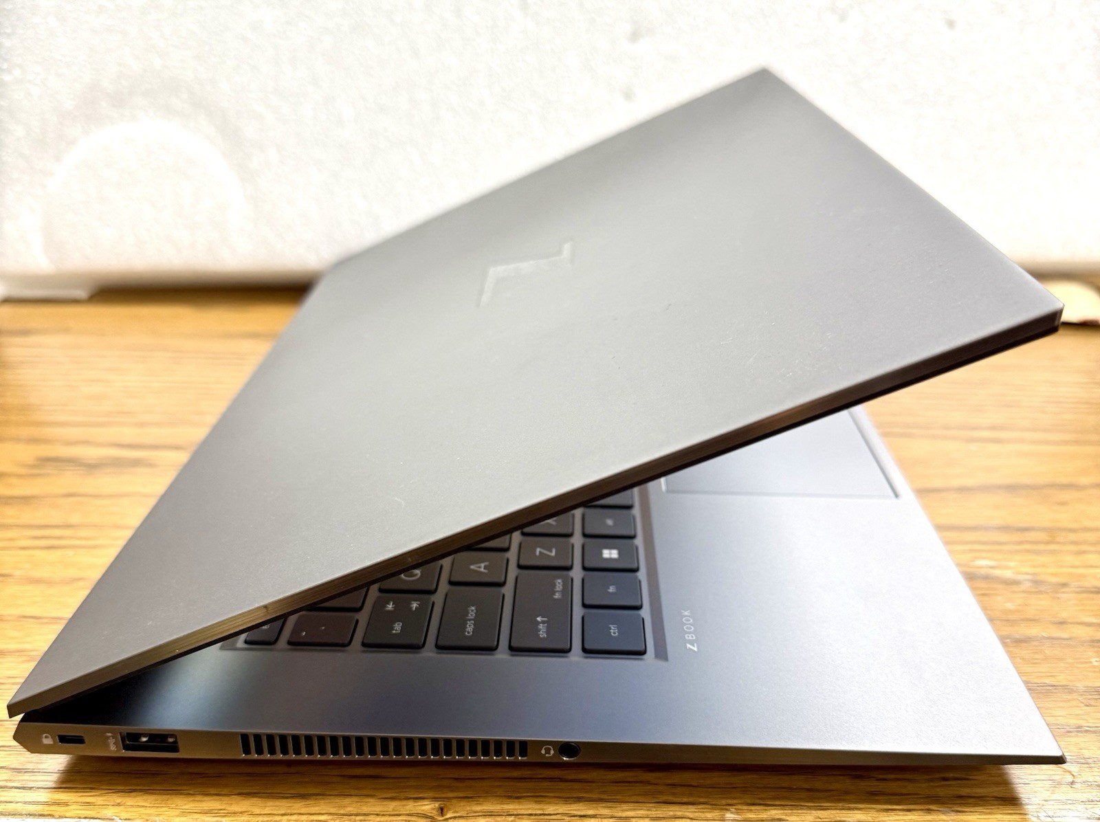 8GB GPU HP ZBOOK Studio 15.6” G8 Mobile Workstation 11th i7 32GB RAM 512GB SSD