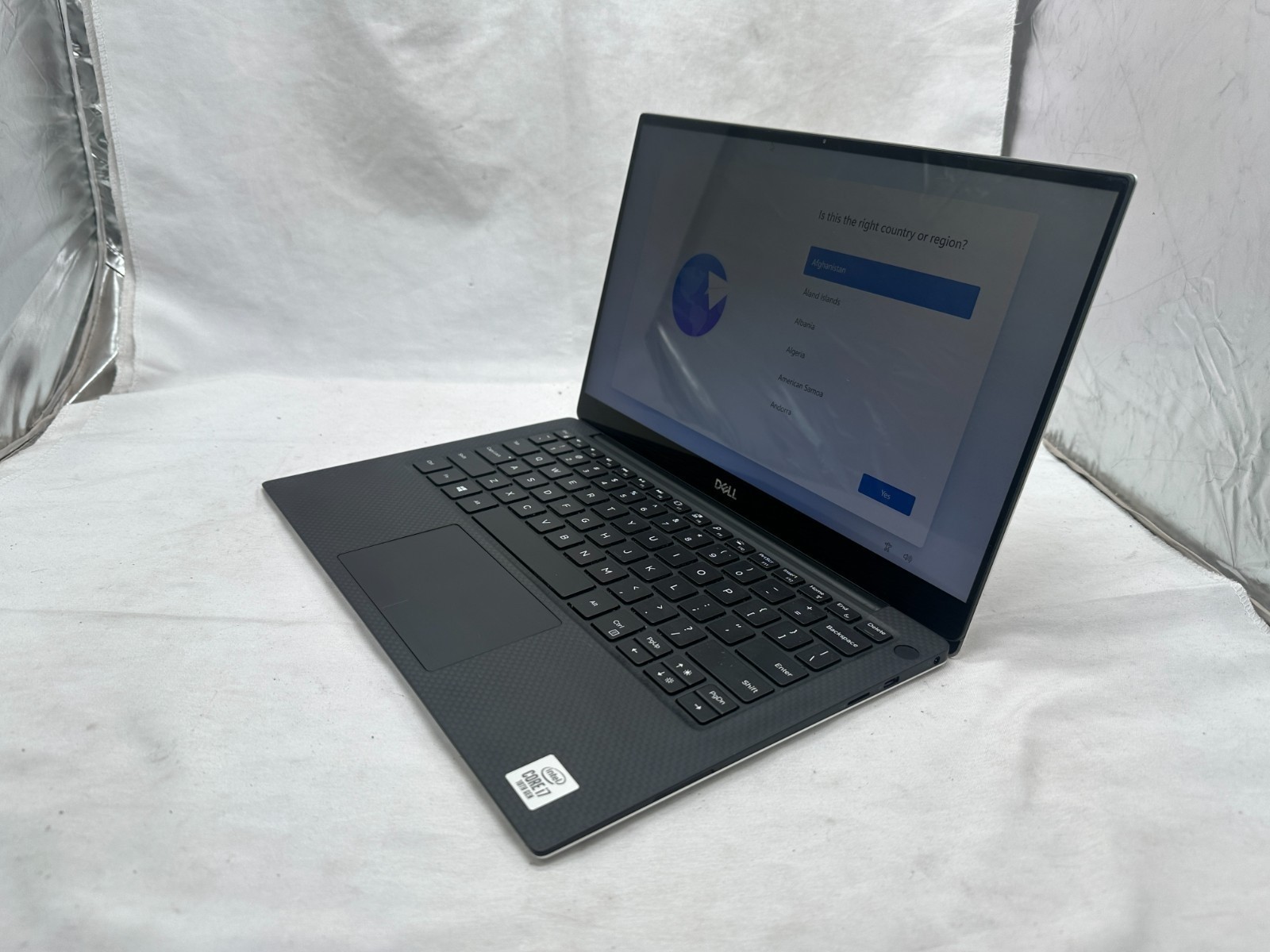 Dell XPS 13 7390 13″ Laptop Intel i7-10710U 8GB RAM 512GB NVMe Win 11 No Charger