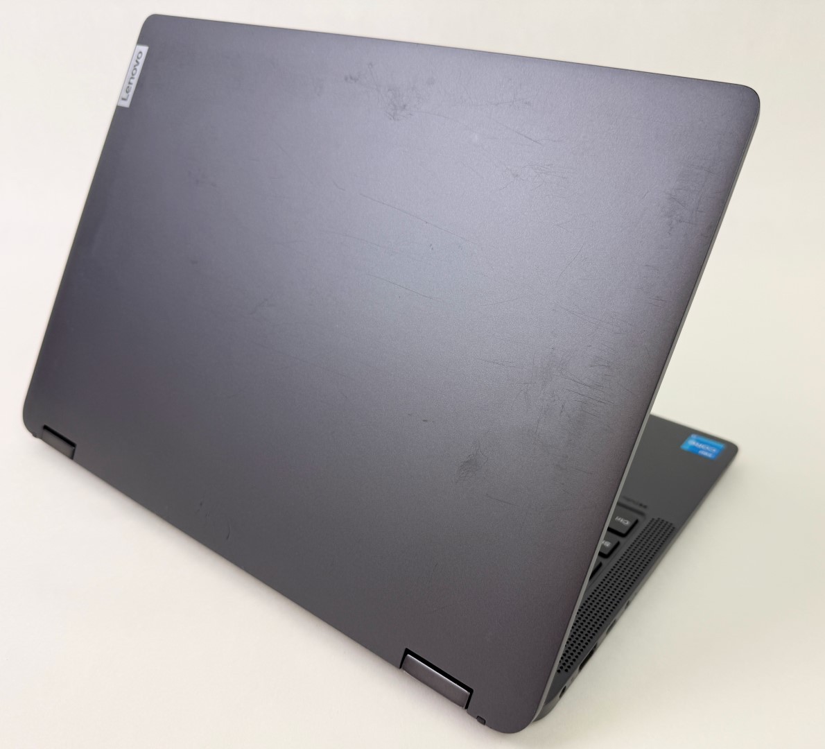 Lenovo Flex 5 14IAU7 14″ 1920×1200 IPS Touch i3-1215U 8GB 256GB W11H 2in1 – Read