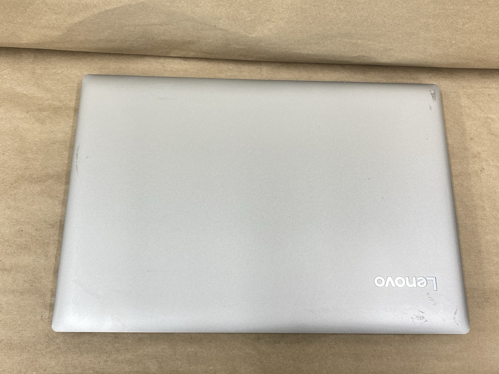 Lenovo 80XS – 15.5″ 1366×768 – AMD A12-9720P – 4GB – 128GB SSD – Win 10 READ