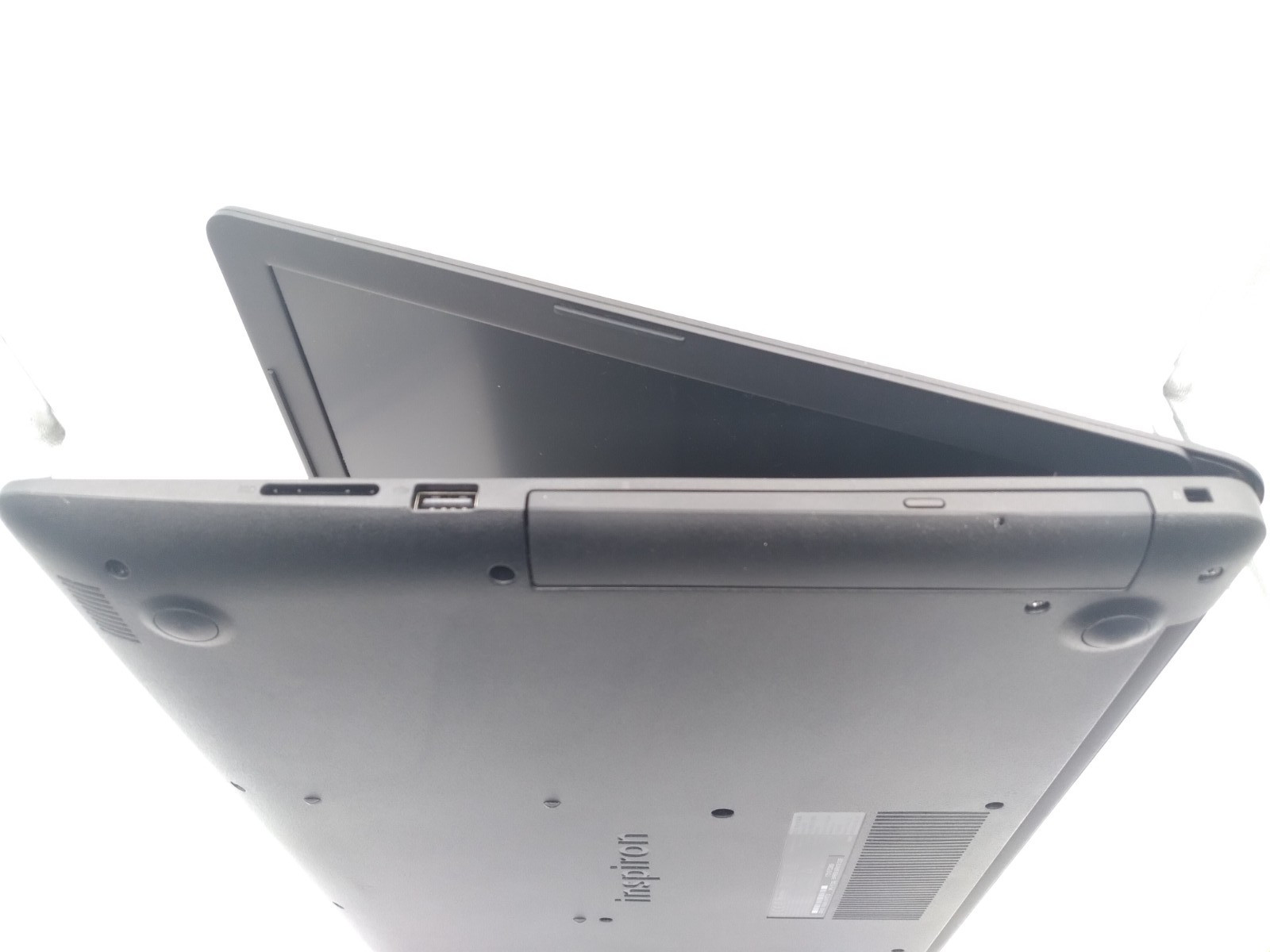 Dell Inspiron 3793 i5-1035G1 @ 1GHz 16GB RAM 1TB HDD + 512GB SSD Win11Home