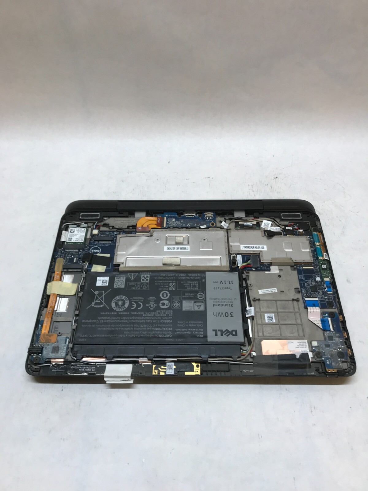 Dell Latitude 7350 13″ Tablet Intel Core m 8GB RAM NO SSD/OS For Parts AS IS -DW