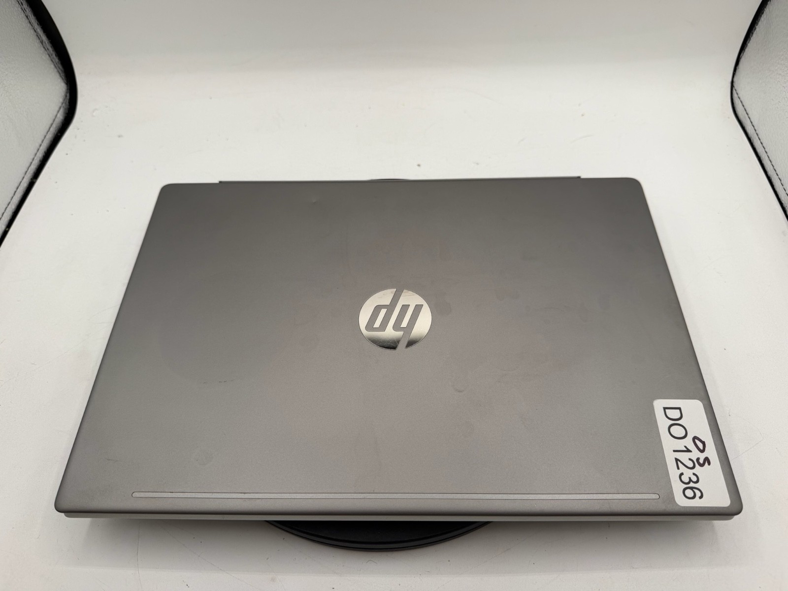 HP Pavilion14-ce3064st-i5-1035G1@1.00GHz 8GB DDR4 Ram 256GB NVME SSD W11P (1236)