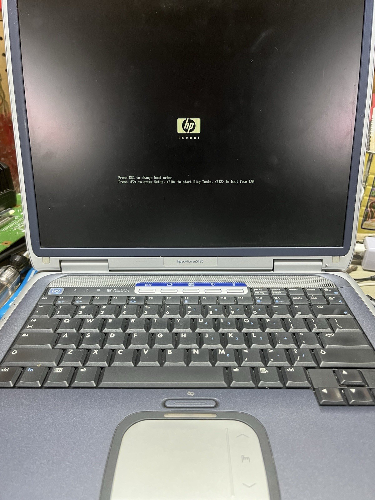 Vintage HP Pavilion Ze 5185 Retro Gaming Laptop Windows Xp