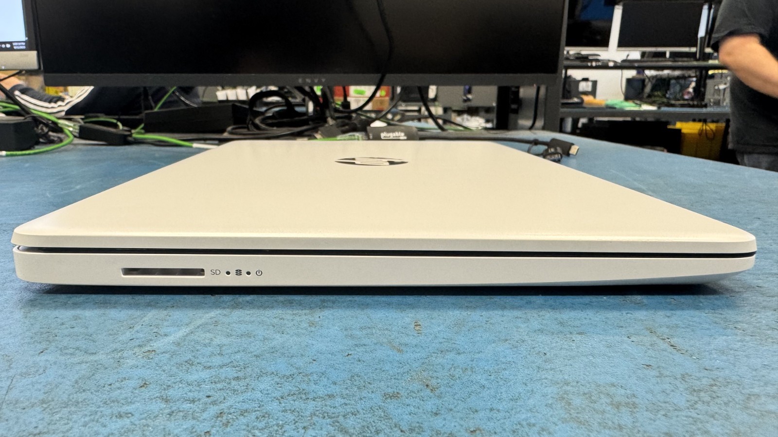 HP 14z-fq000 5CD2281QQW (Grade D)