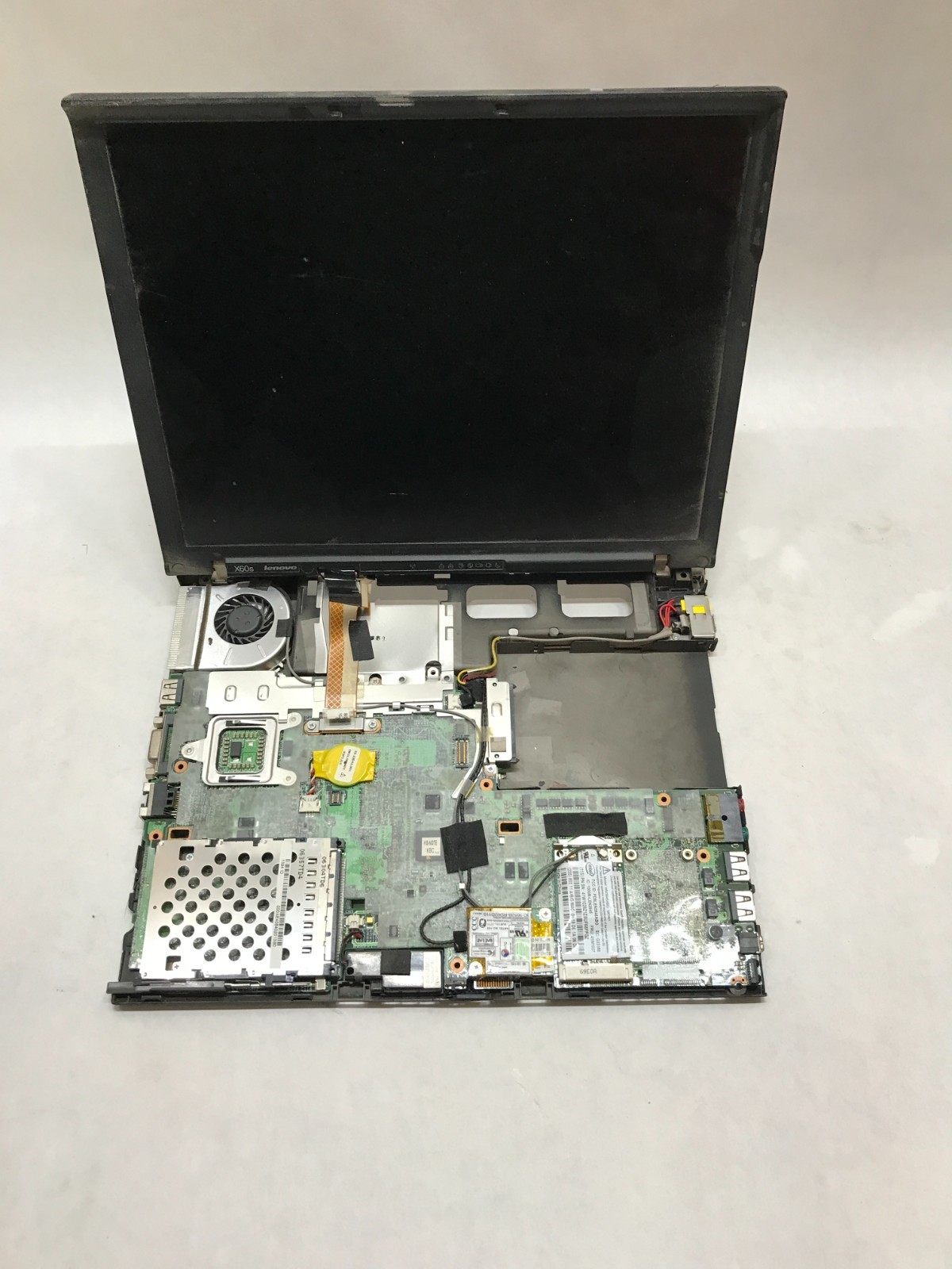 Lenovo ThinkPad X60s 12″ *UNKNOWN SPECS* For Parts/Repair AS IS READ DESC!! – DW