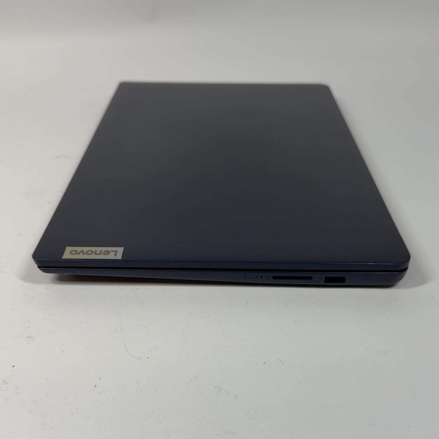 Lenovo IdeaPad 3 15IAU7 15.6″ i3-1215U 1.2GHz 8GB RAM 512GB SSD