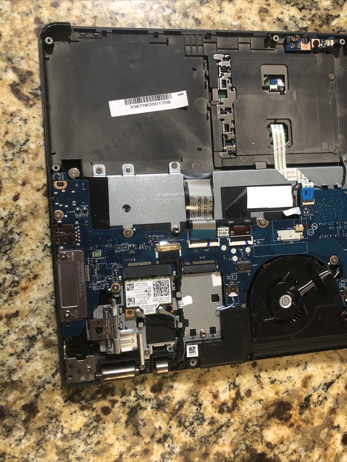 Lenovo ThinkPad Yoga Core i7, No Power INCOMPLETE (Read)