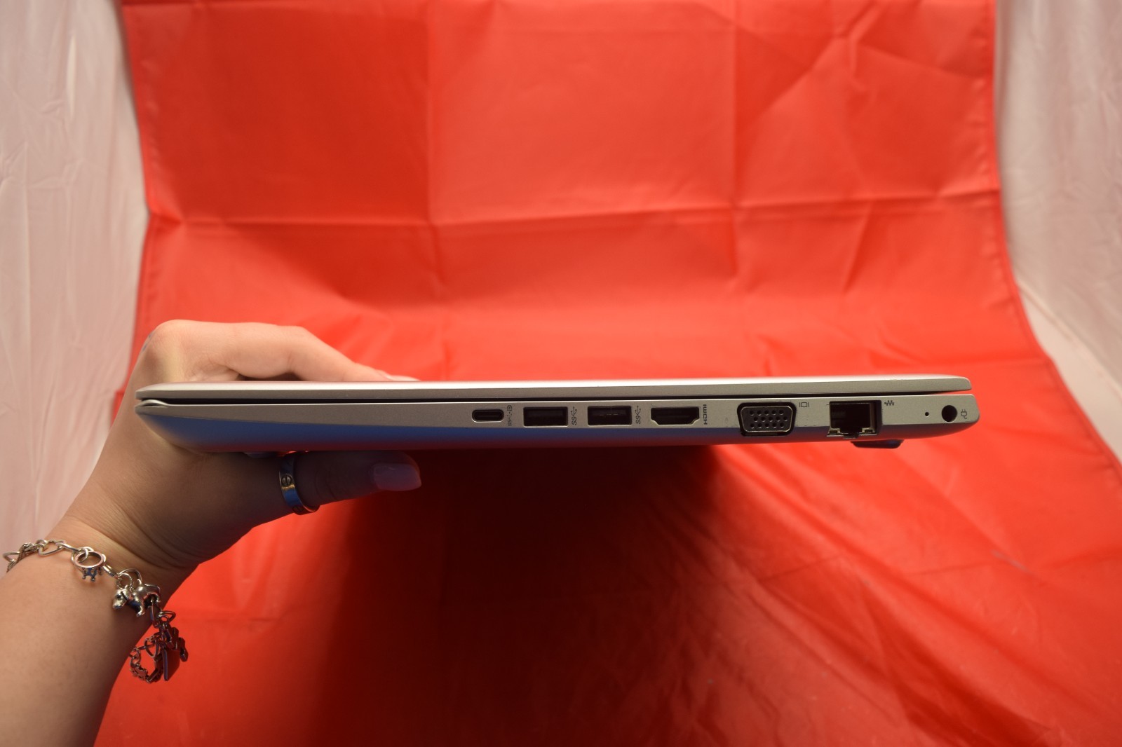 HP ProBook 450 G5 Laptop NO MEMORY NO HARDRIVE NO OS
