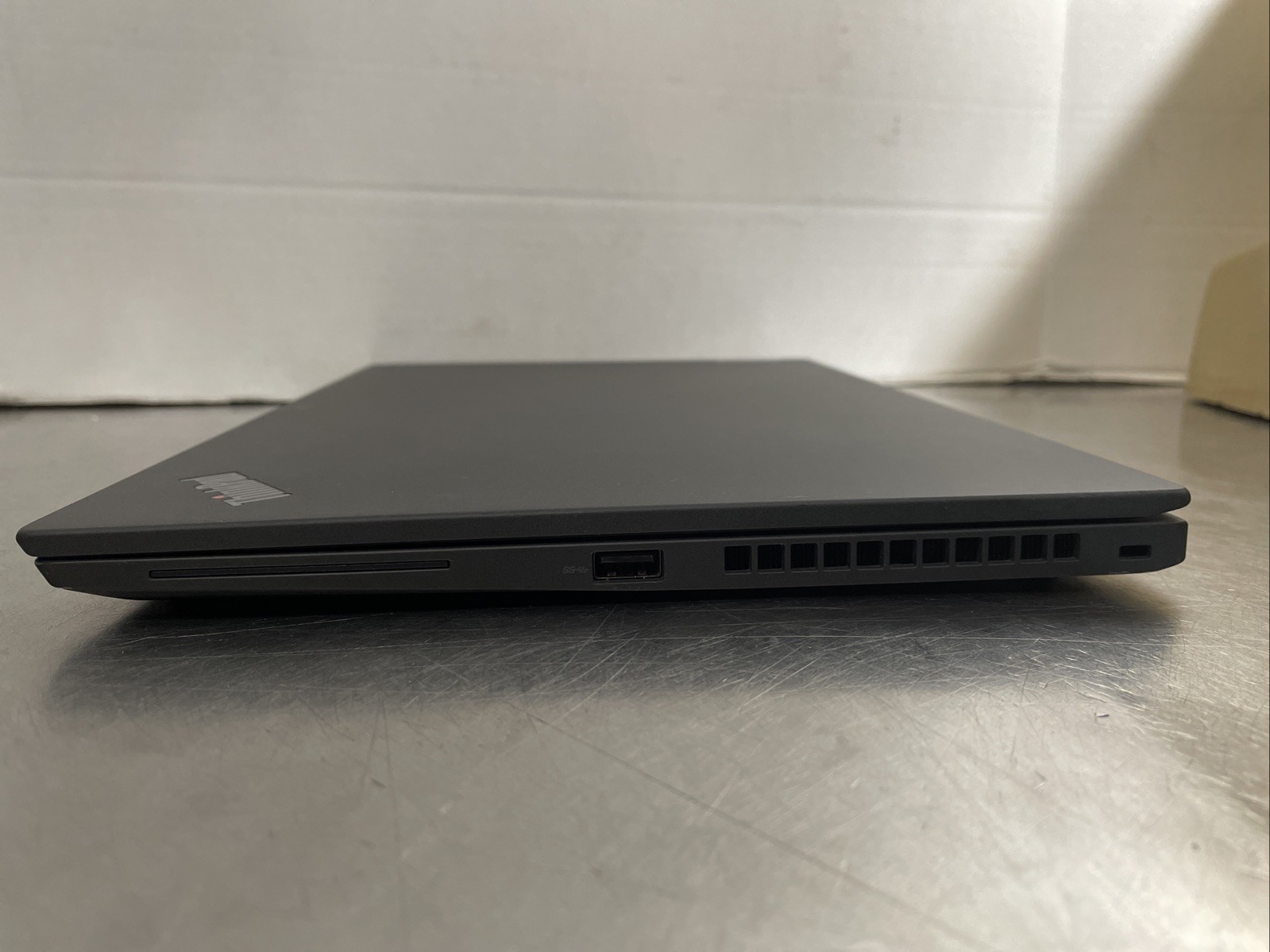 Lenovo ThinkPad T14s Gen 2 14″ Touch i7-1185G7 3.0GHz 32GB RAM 512GB SSD
