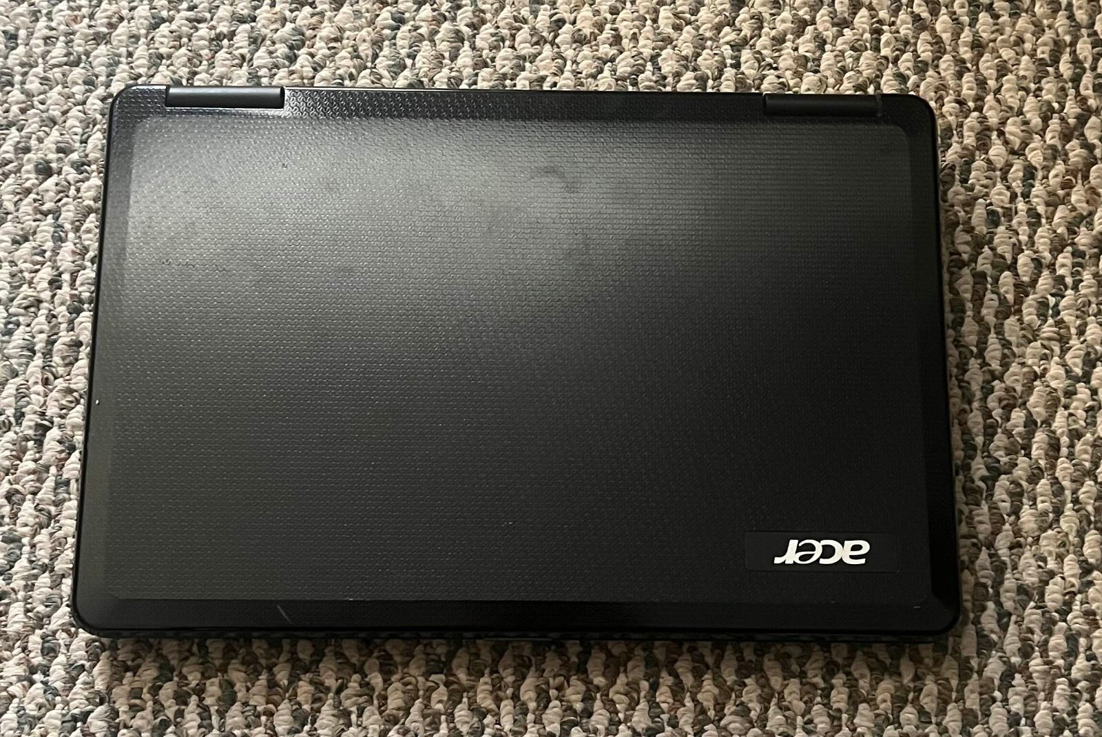 Acer Aspire 5734Z-4836, 250GB HDD, T4500 CPU, SD card reader, VGA, CD/DVD drive