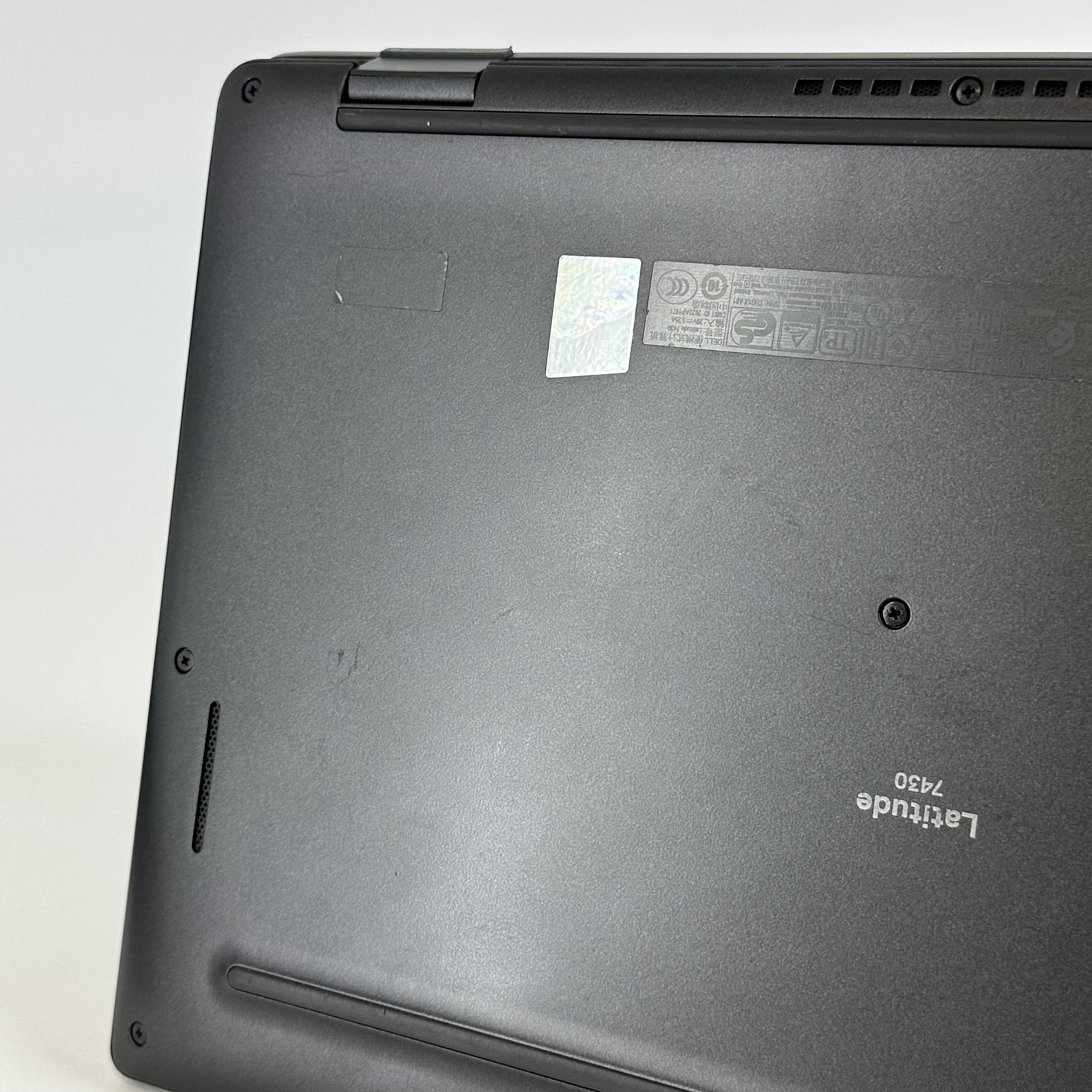 Dell Latitude 7430 14 Gray FHD 1.7 GHz i7-1255U 16GB RAM 512GB SSD Good