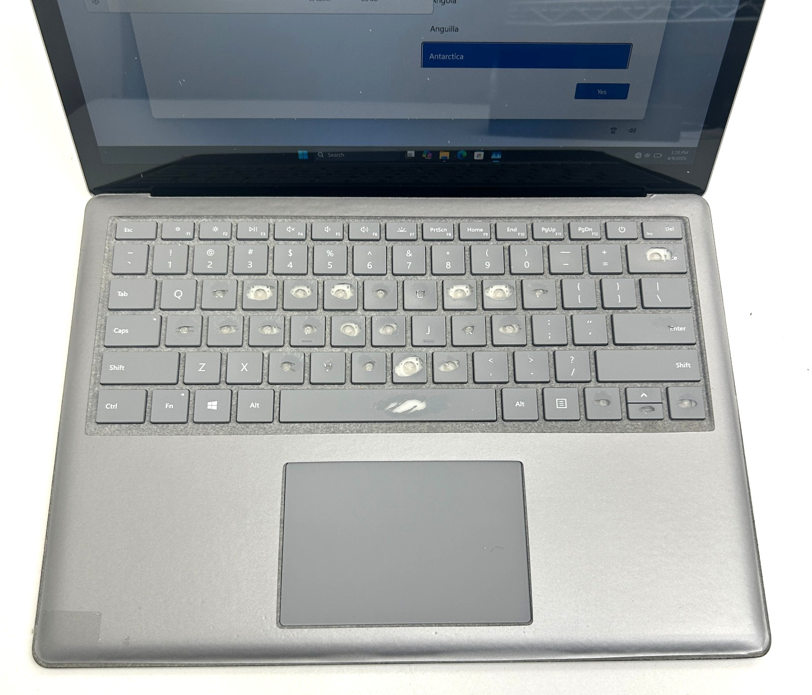 Microsoft Surface Laptop 2 1769 i5-8350U 1.7GHz 8GB DDR3 256GB SSD
