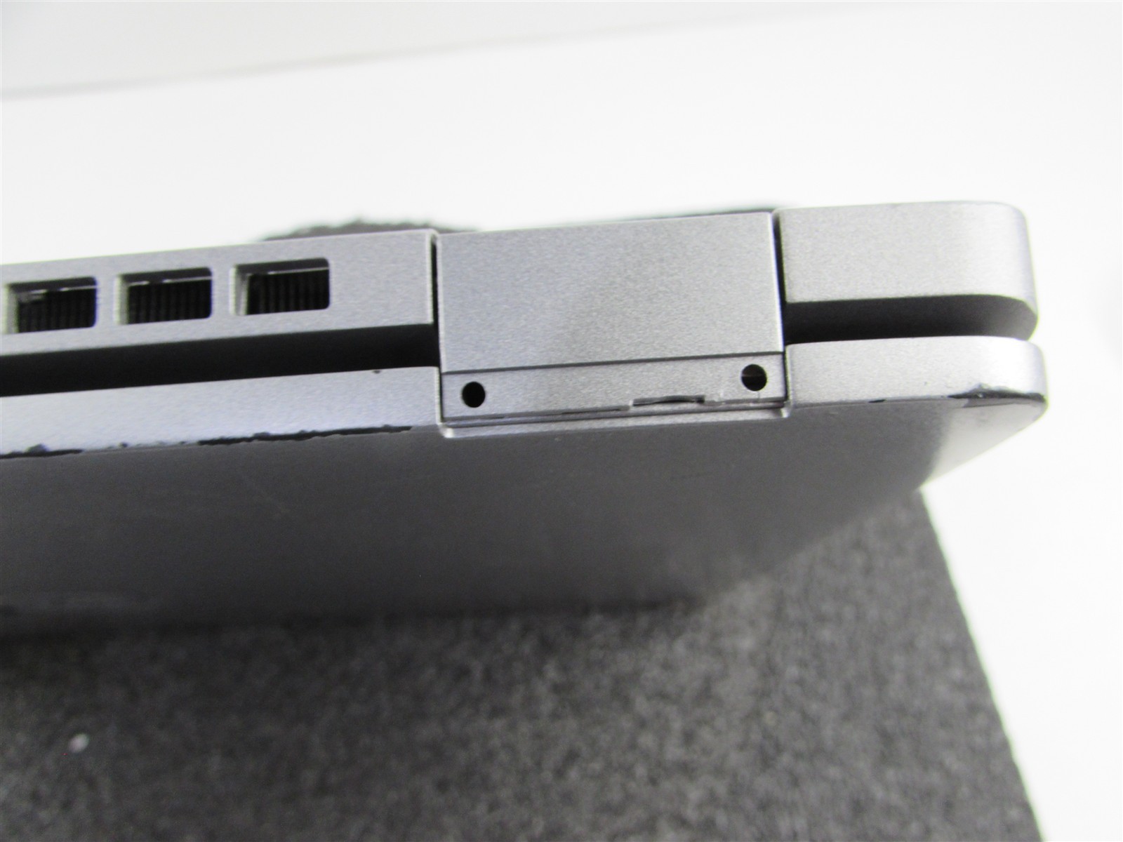 DELL LATITUDE 5330 FHD TOUCHSCREEN I5-1245U 10 CORE 512GB SSD 16GB RAM NO O.S