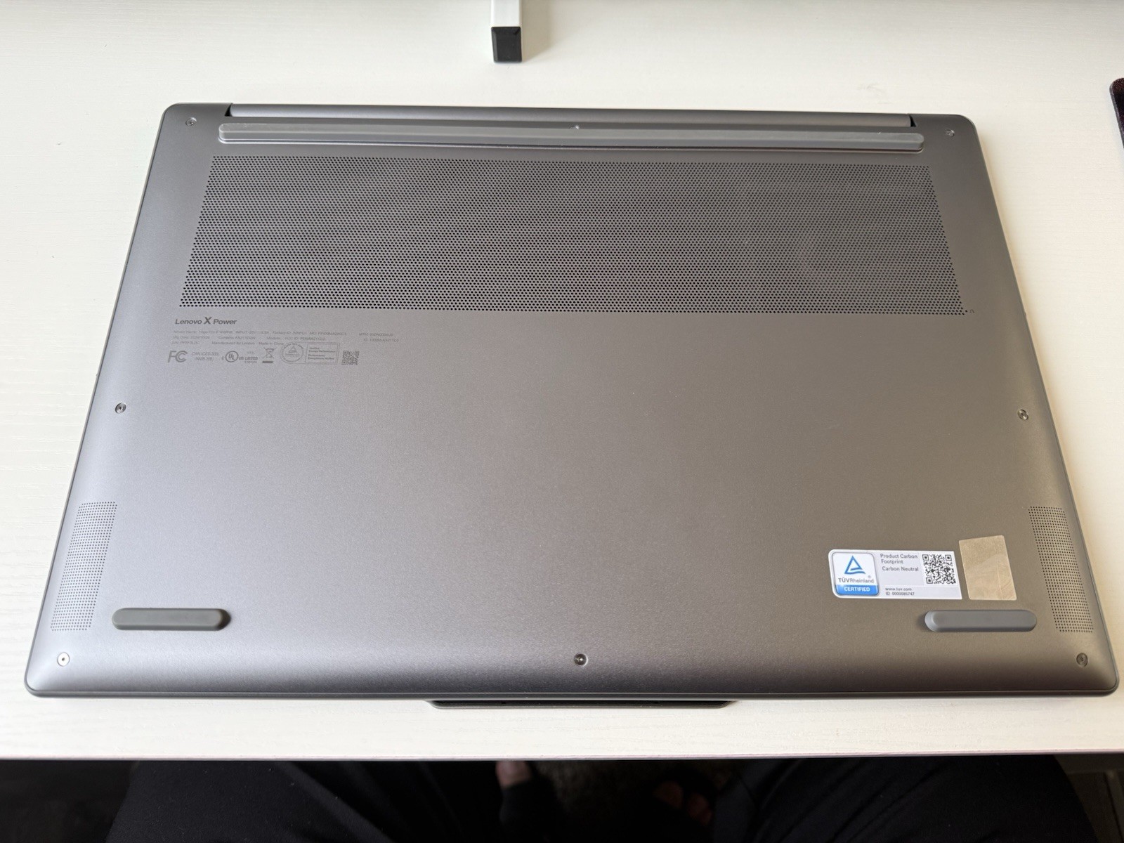 Lenovo Yoga Pro 9i Laptop 16″ 3.2K Touch, Intel Ultra 9, 185H, 32GB RAM, 1TB SSD