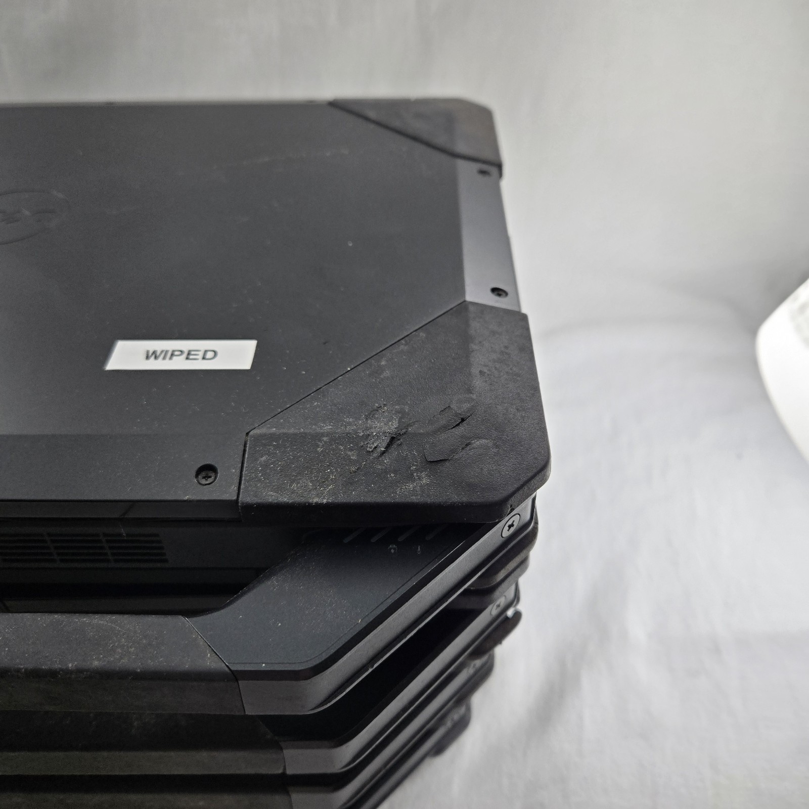 Lot of (4) Dell 14 Rugged 5404 i7-4650U 1.7GHz 8GB RAM No SSD/OS No Bat – READ