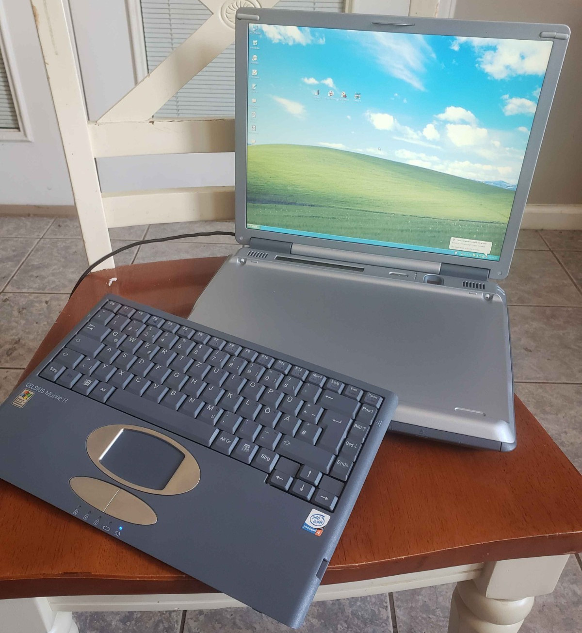 RARE Fujitsu Siemens Celsius Mobile H WF2H BS015 Nvidia 500 GoGL Wireless Kb Xp