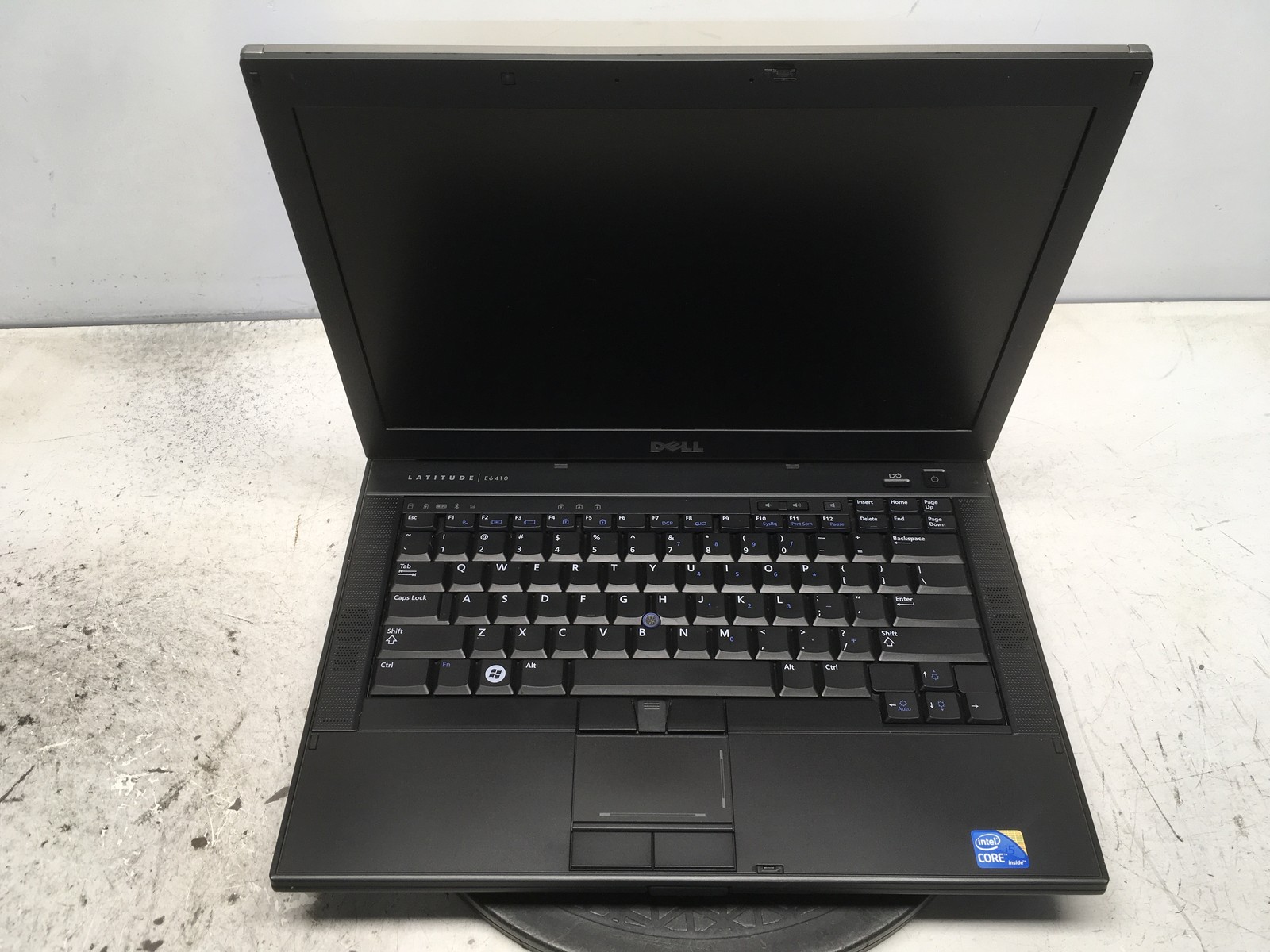 Dell Latitude E6410 Intel i5-M520 2.4GHz 4 GB NO HDD No Batt