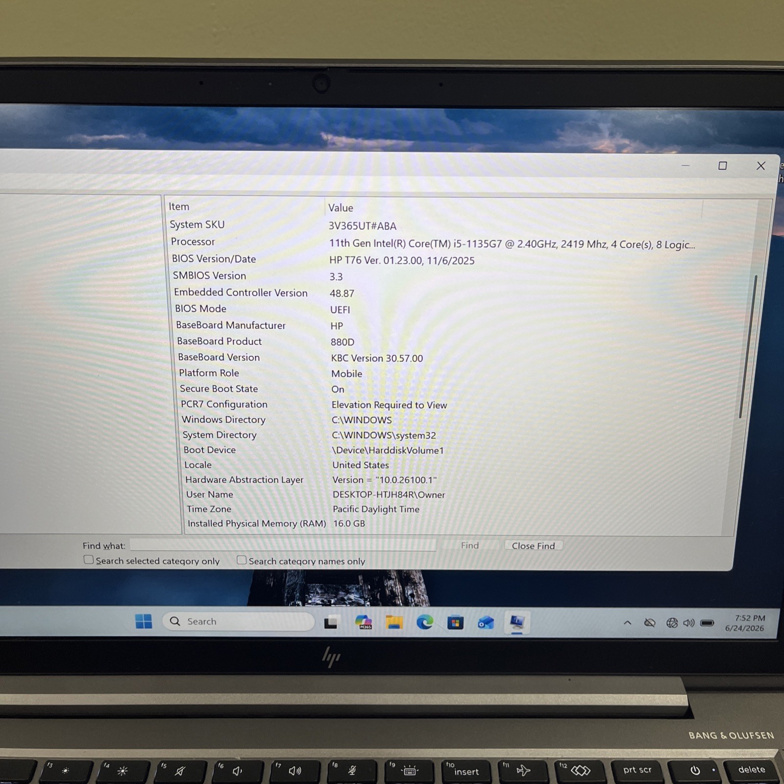 HP ZBook Firefly 14-inch G8 Core i5-1135G7@2.40GHz 256GB SSD 16GB RAM Win 11 Pro