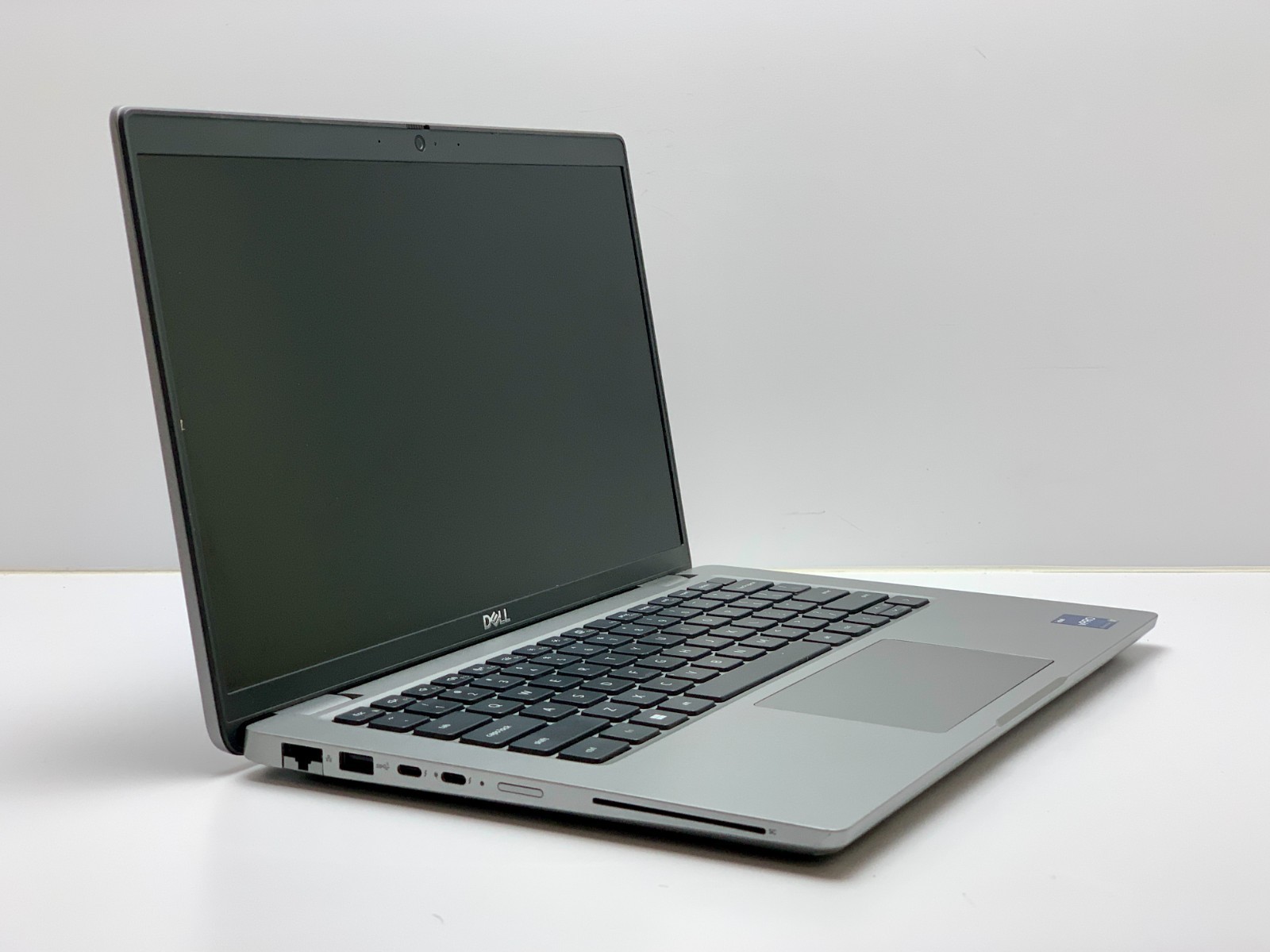 Dell Latitude 5440 | i7-1355U | 16GB RAM | 256GB NVMe | LINUX | READ